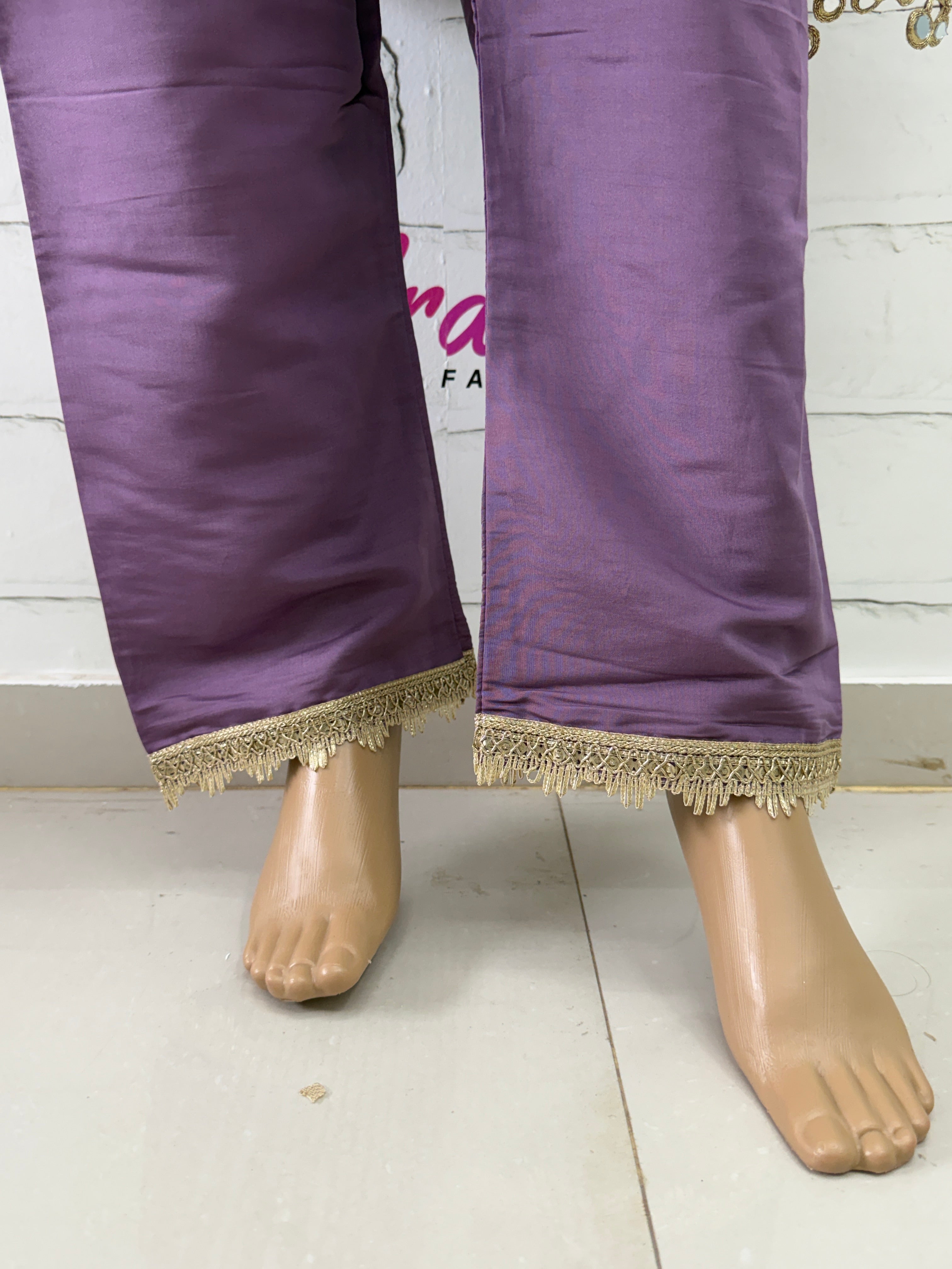 MIRROR LACE KAFTAN SUIT 1