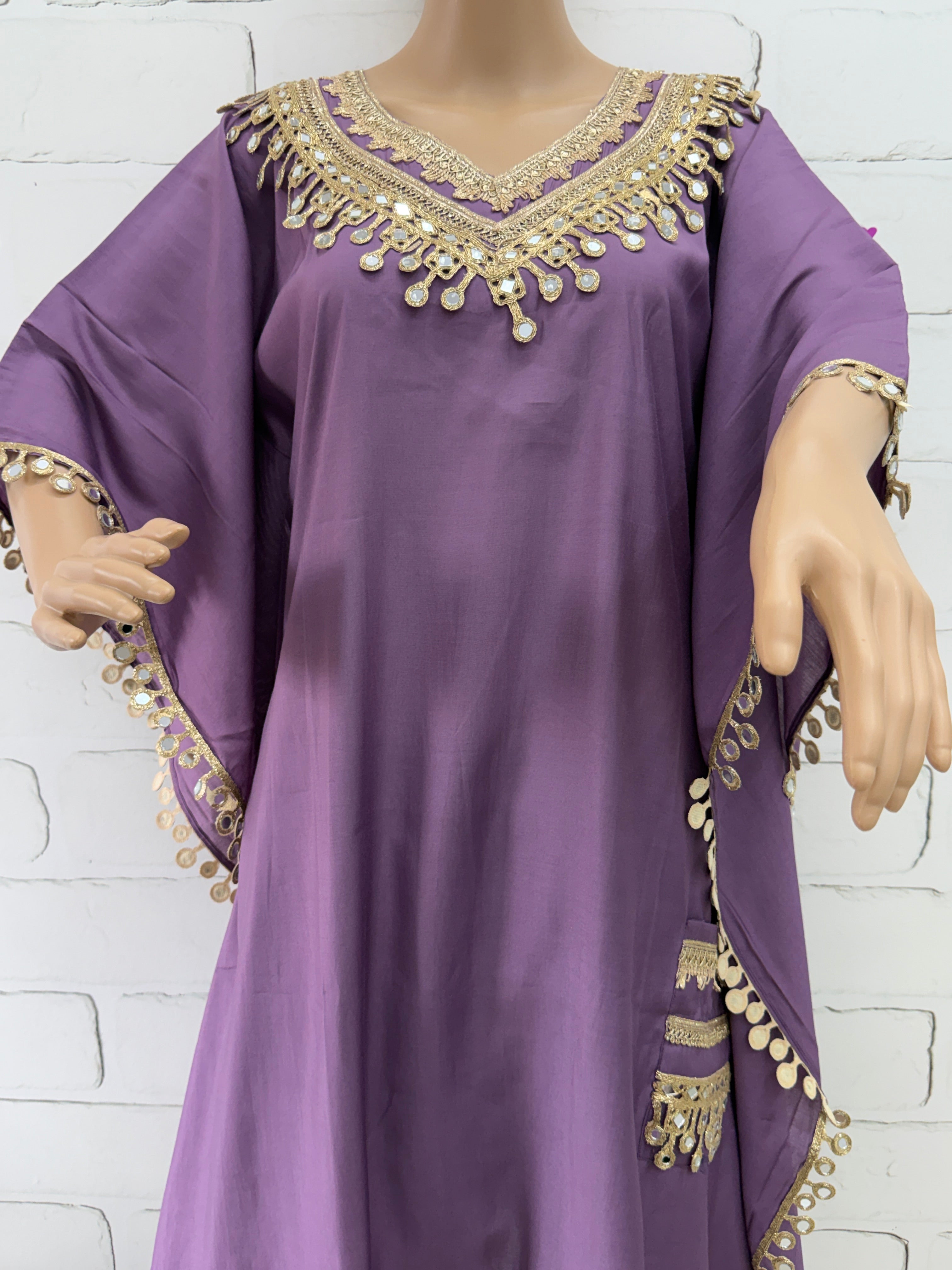 MIRROR LACE KAFTAN SUIT 1