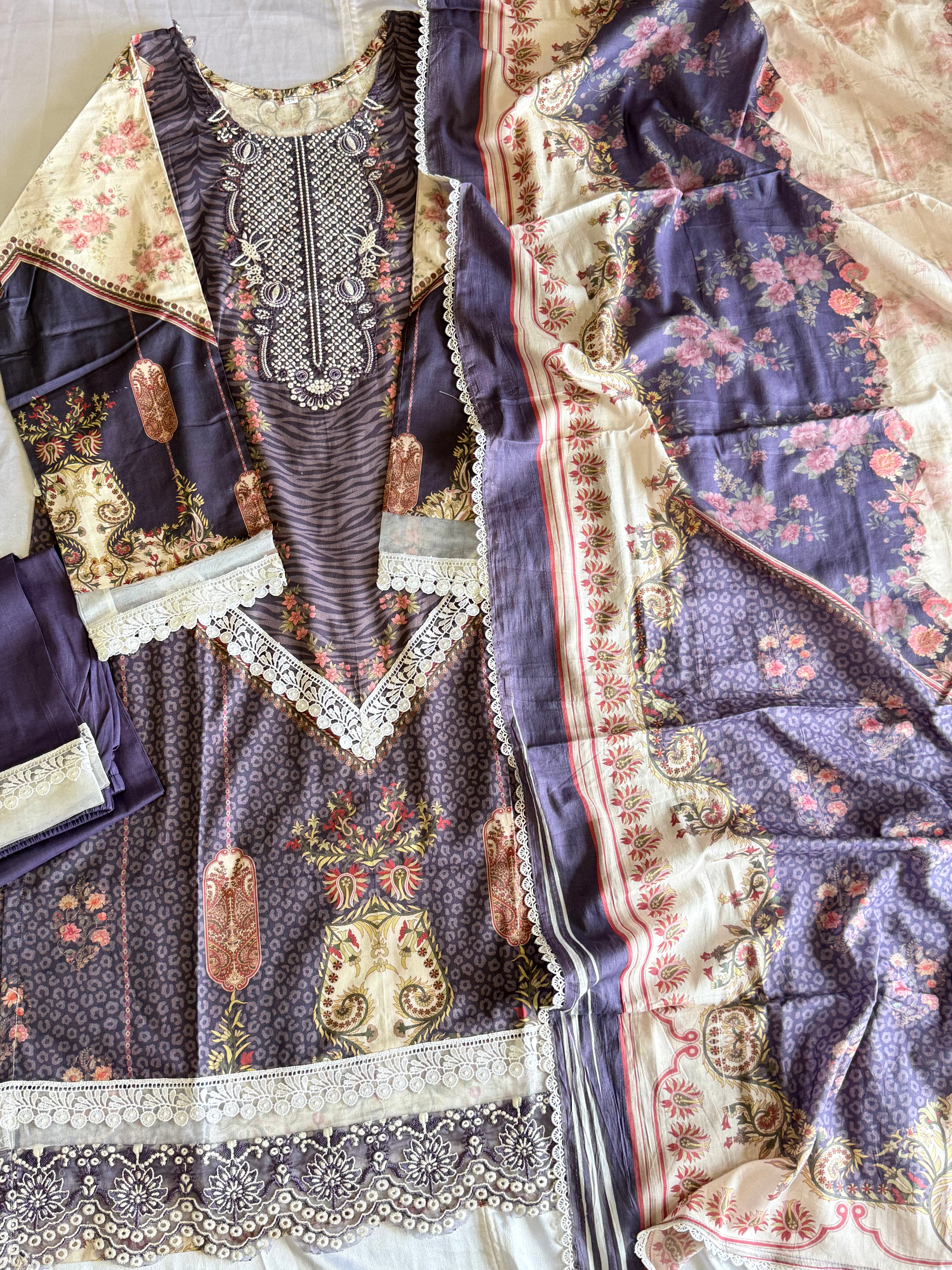 KHYBER LAWN READYMADE EMBROIDERED SUIT 4