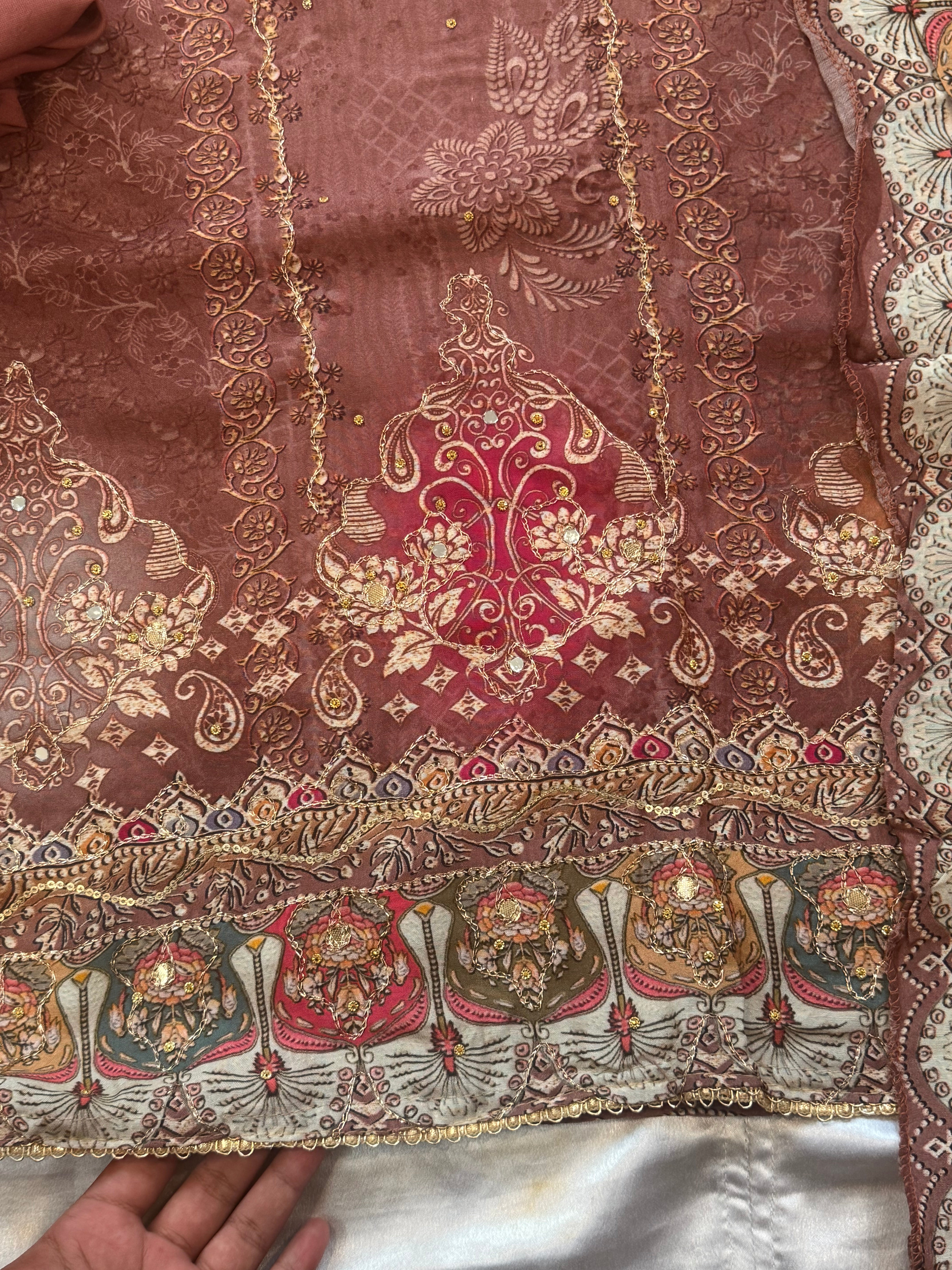 MUSLIN UNSTITCHED EMBROIDERY SUIT 2