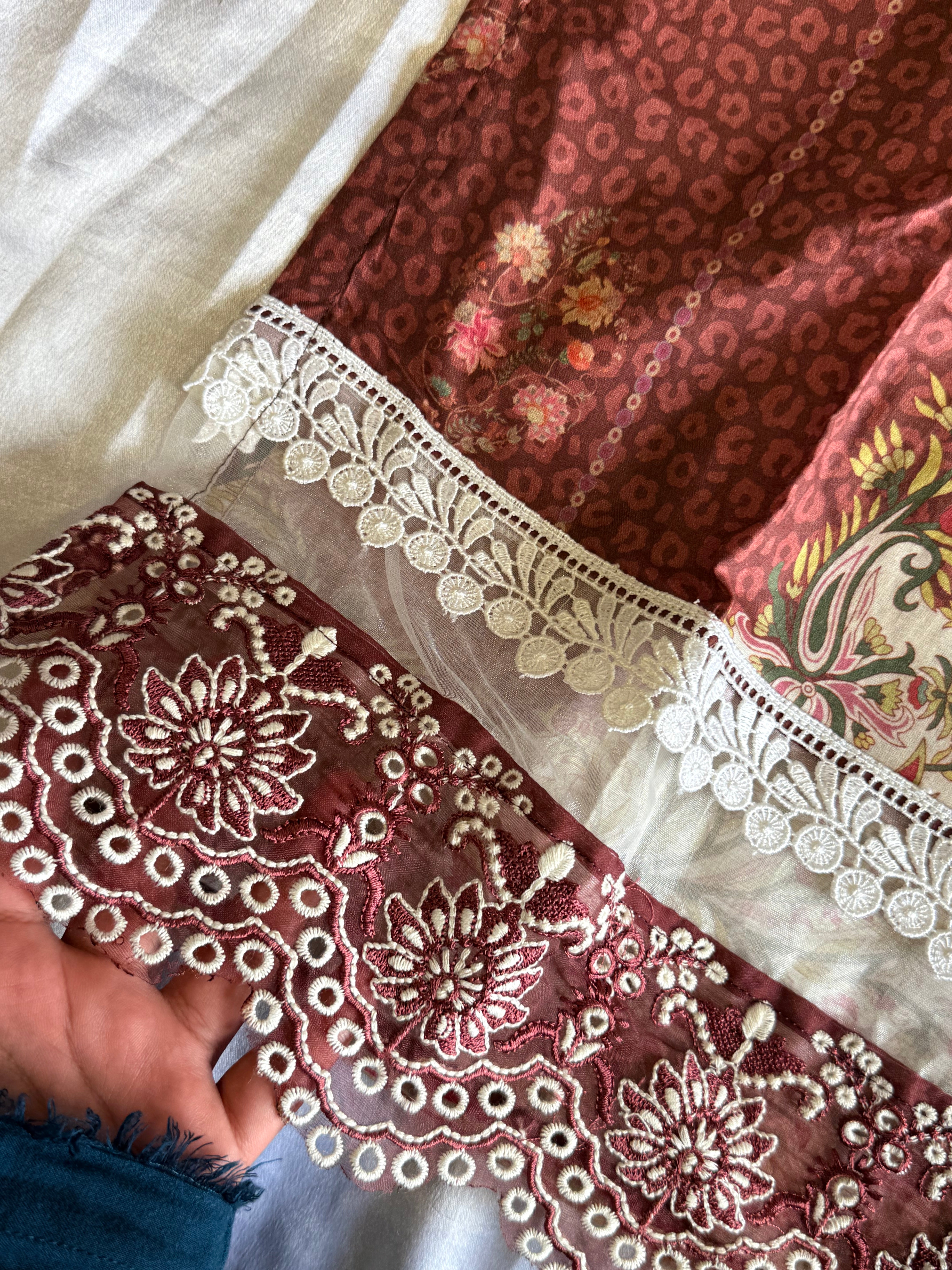 KHYBER LAWN READYMADE EMBROIDERED SUIT 2