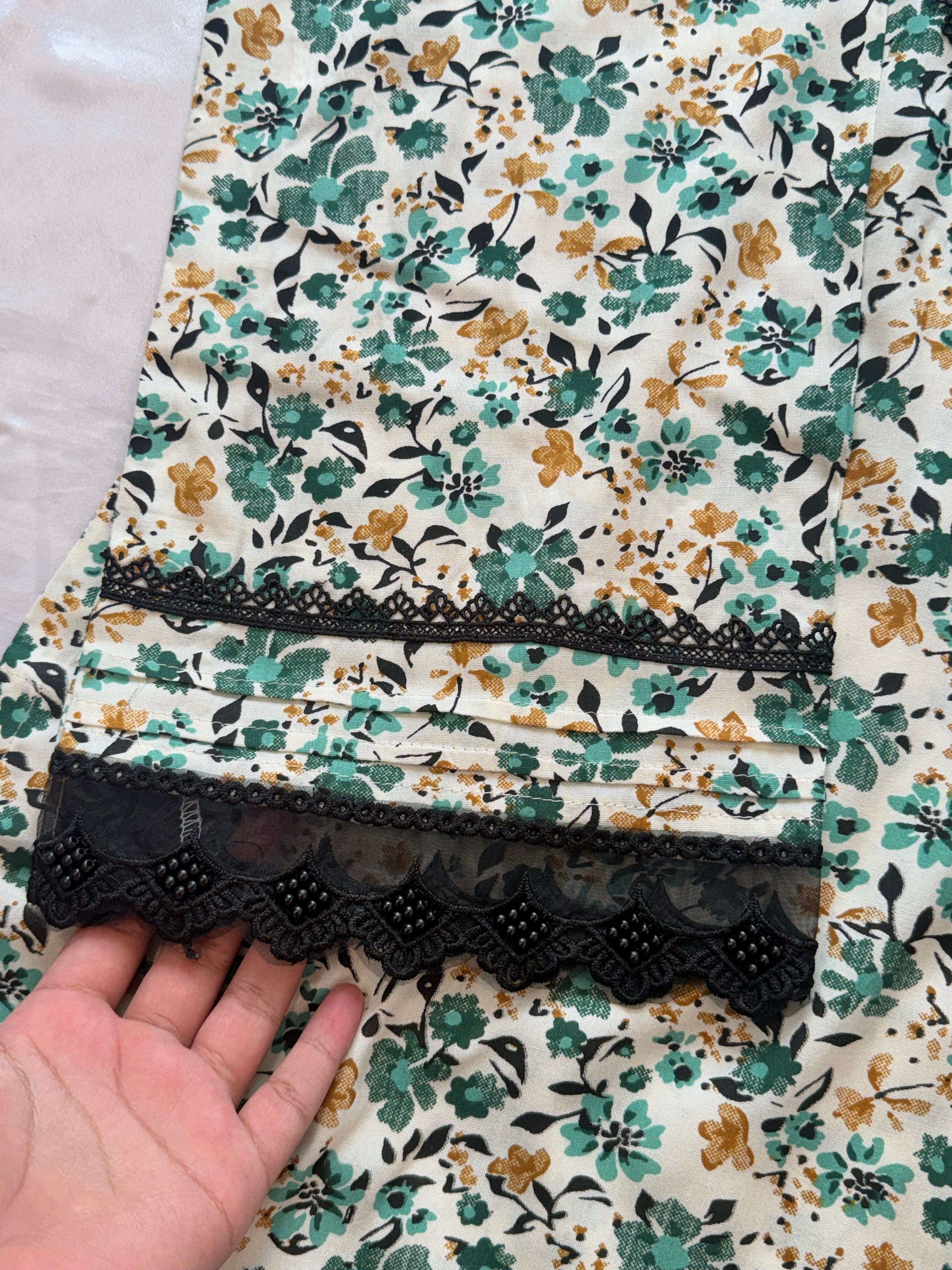 FIZA  FARSHI SHALWAR SUIT 2