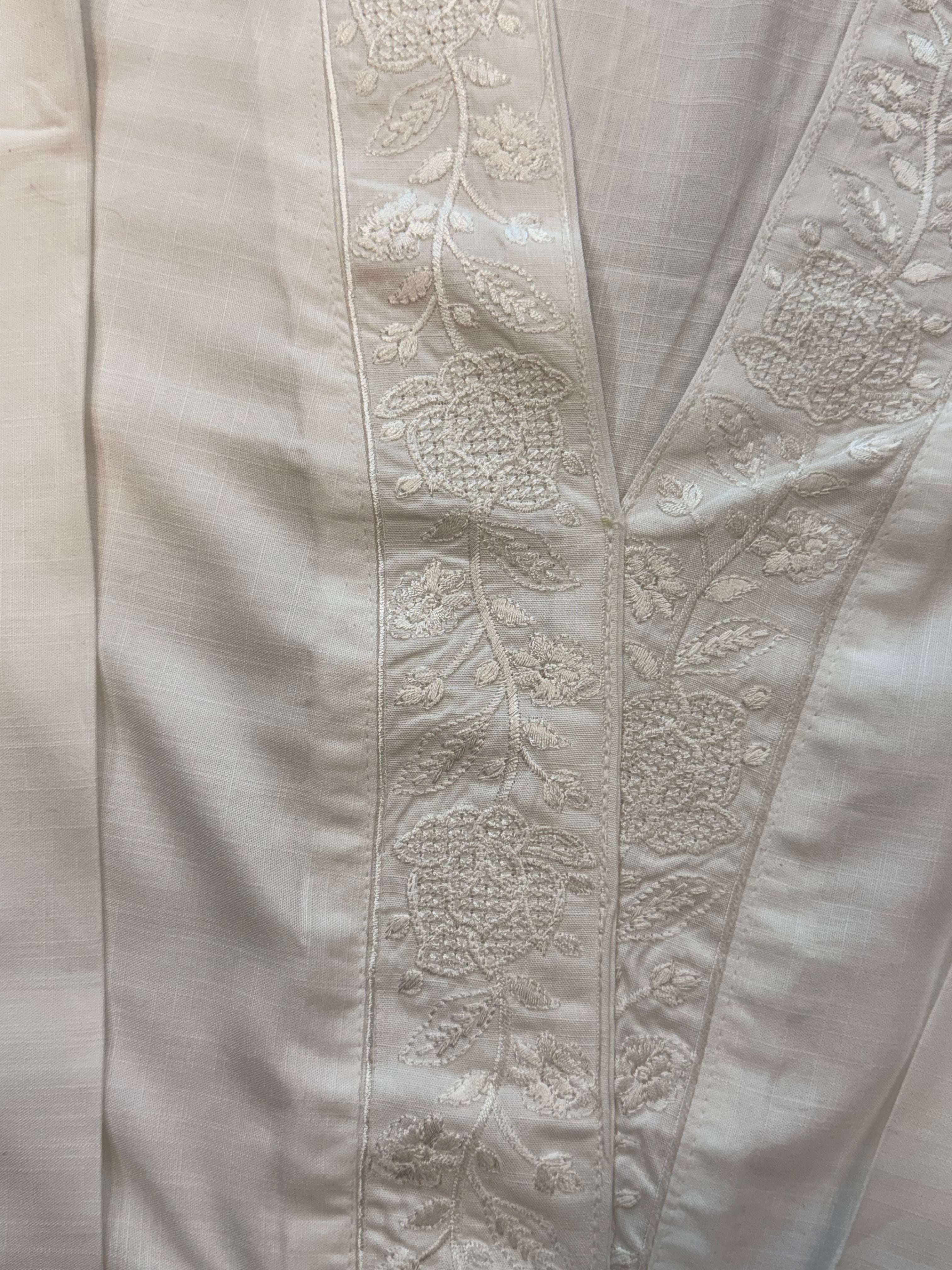 MILKY WHITE LAWN FLOWER FARSHI SUIT