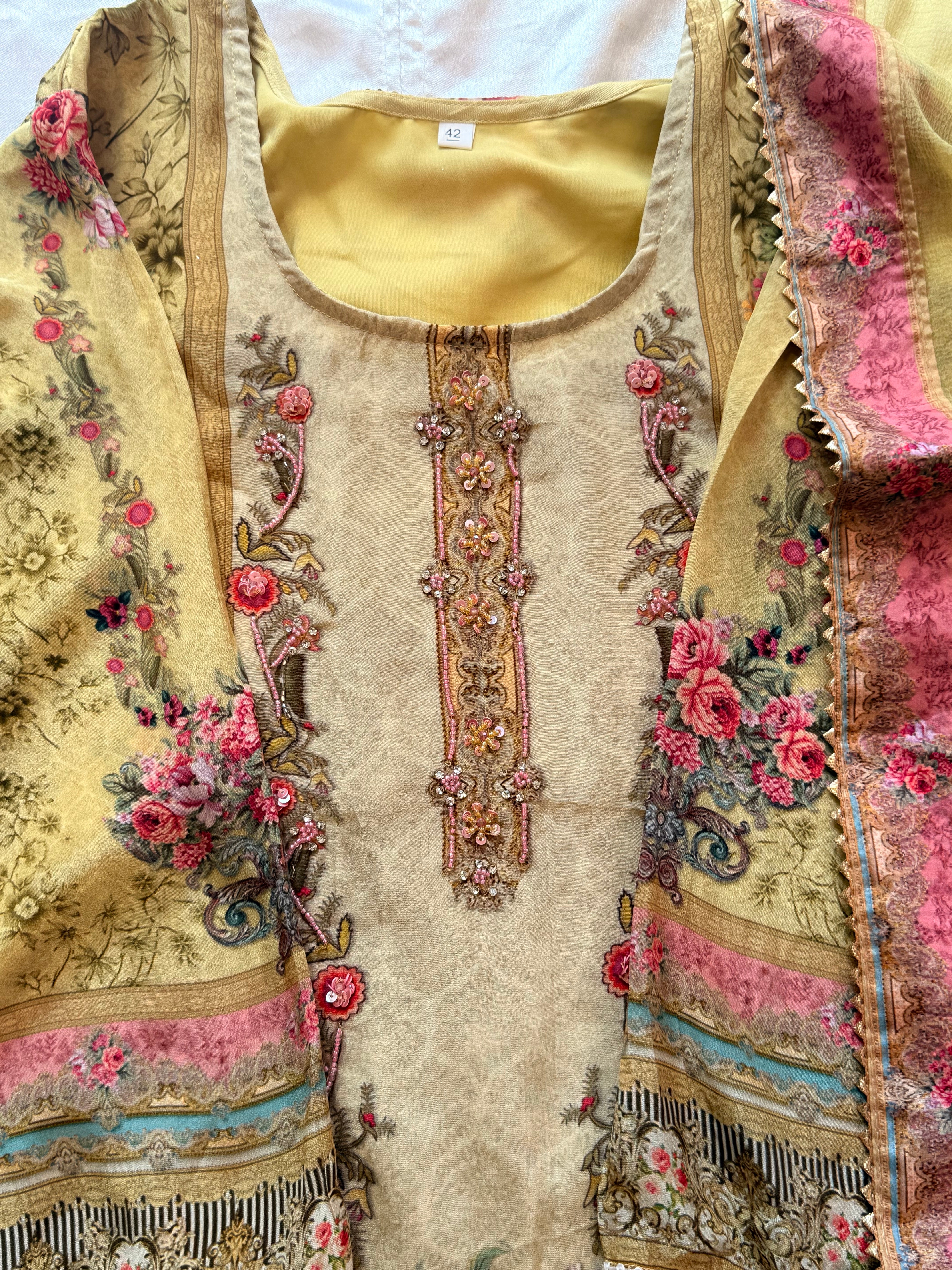 NAZAKAT CREPE READYMADE SUIT 2