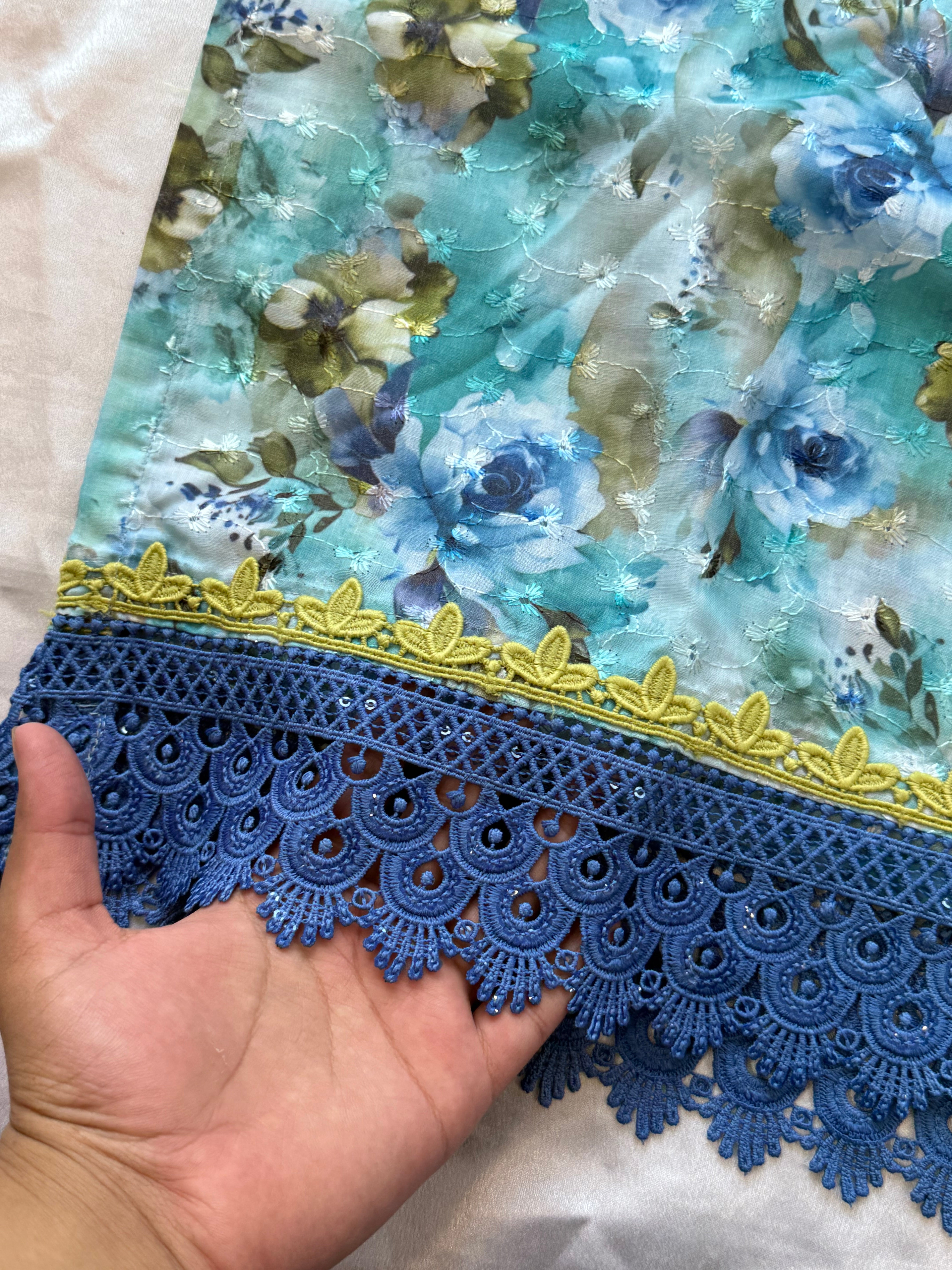 AIZA FARSHI SHALWAR SUIT 2