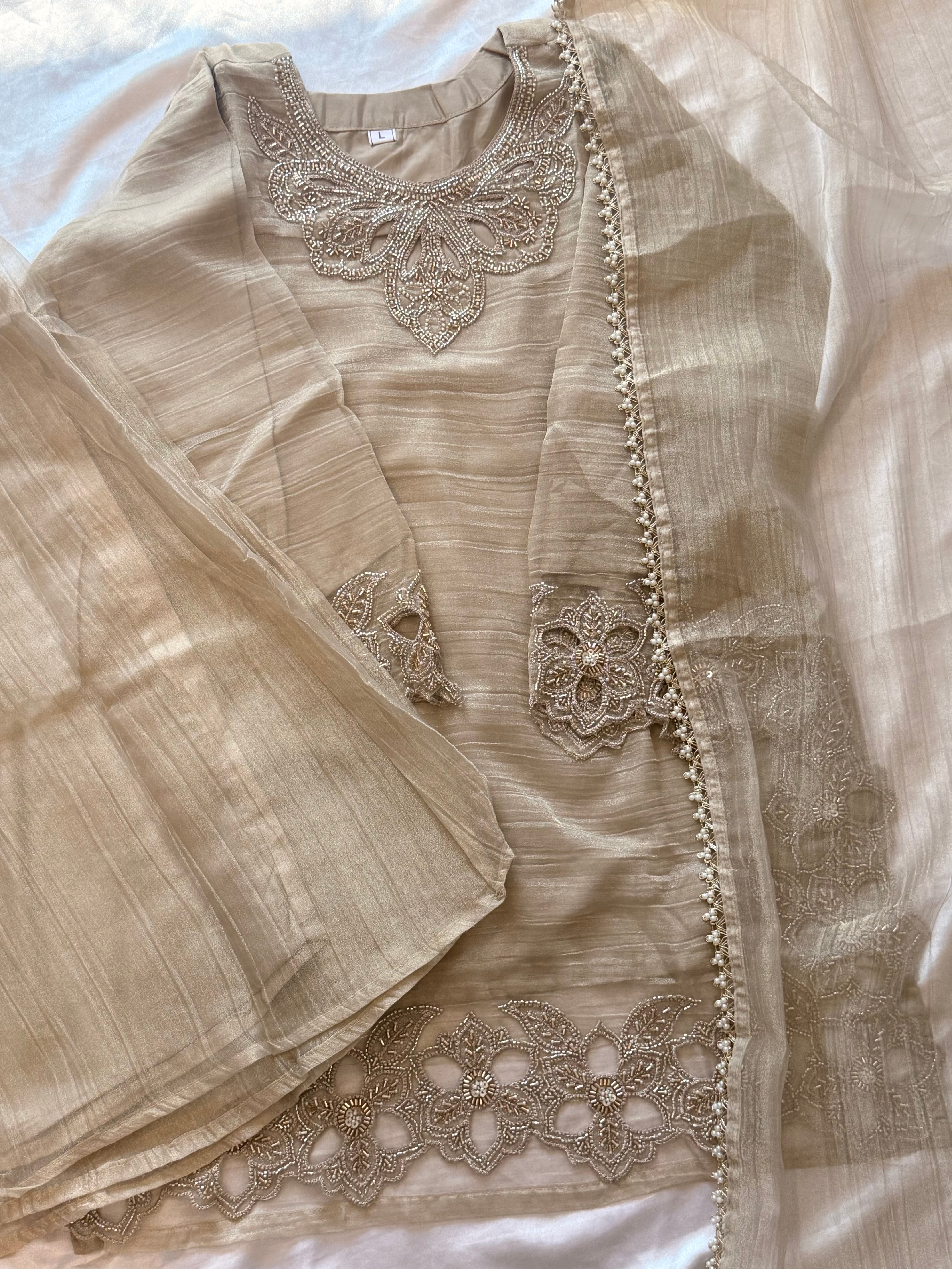 PARO SALSA HANDWORK SUIT 2