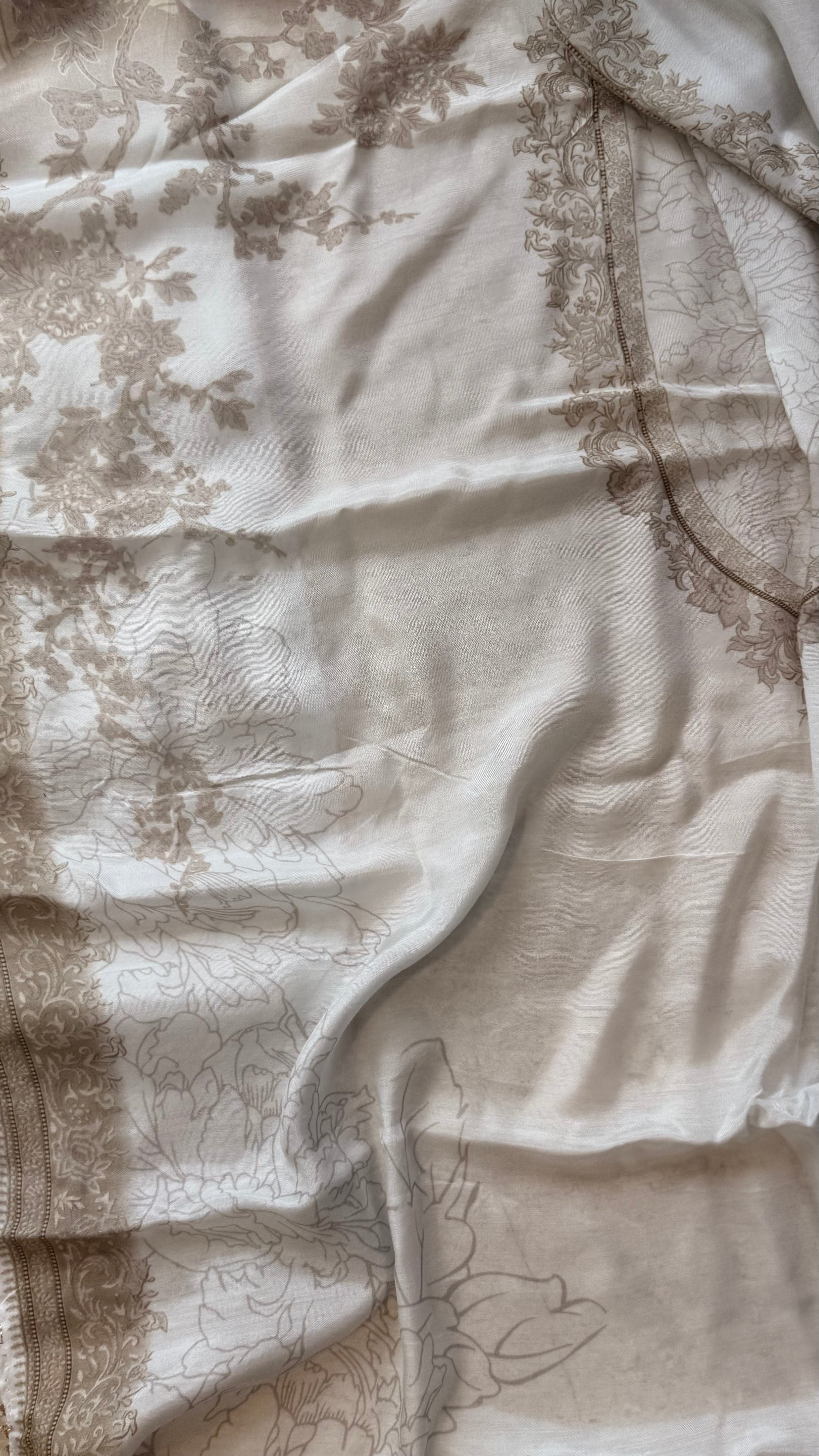 WHITE MUSLIN READYMADE SUIT 2