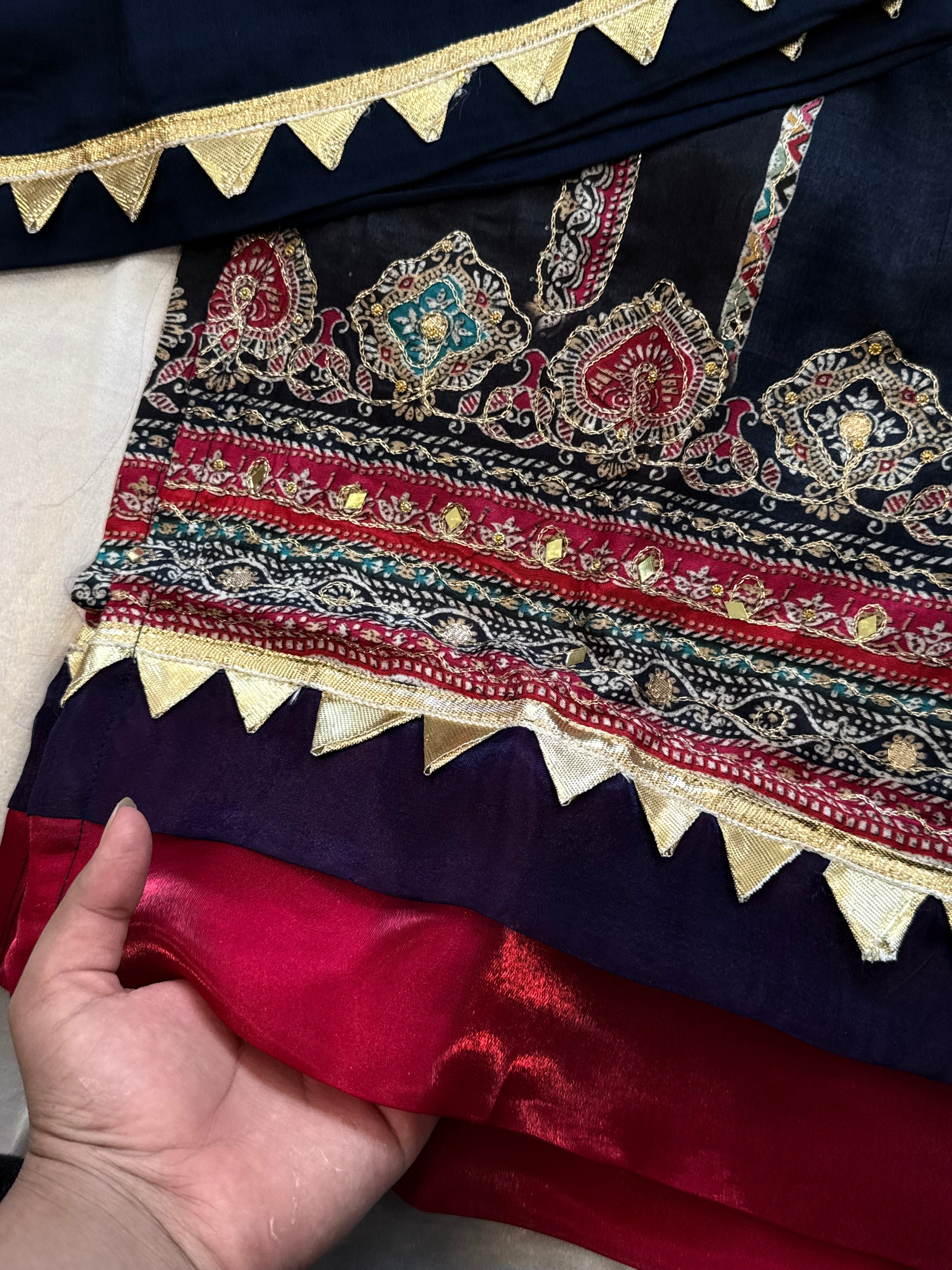 RAHI MUSLIN READYMADE SUIT 1