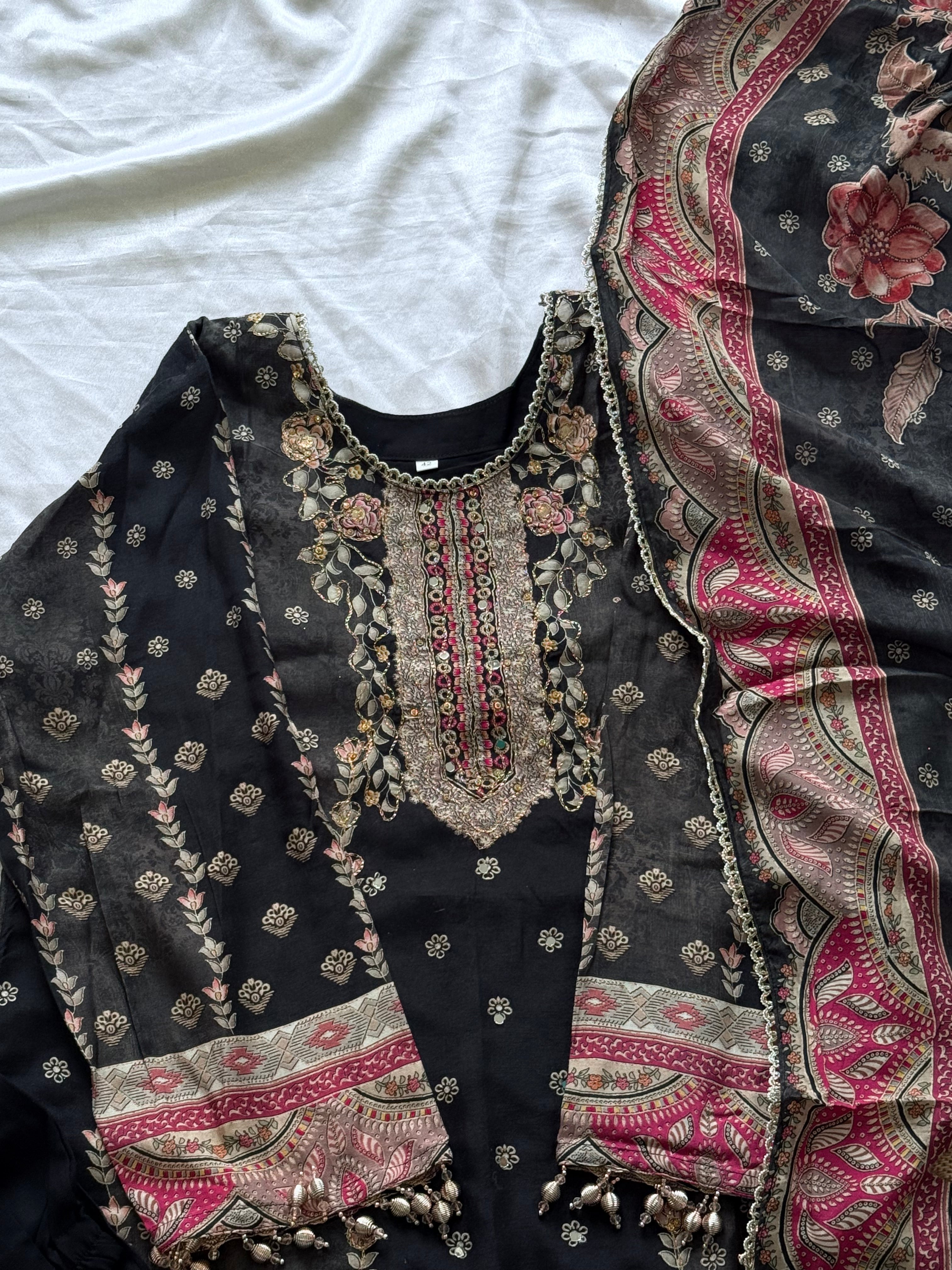 RAHI MUSLIN READYMADE SUIT 7