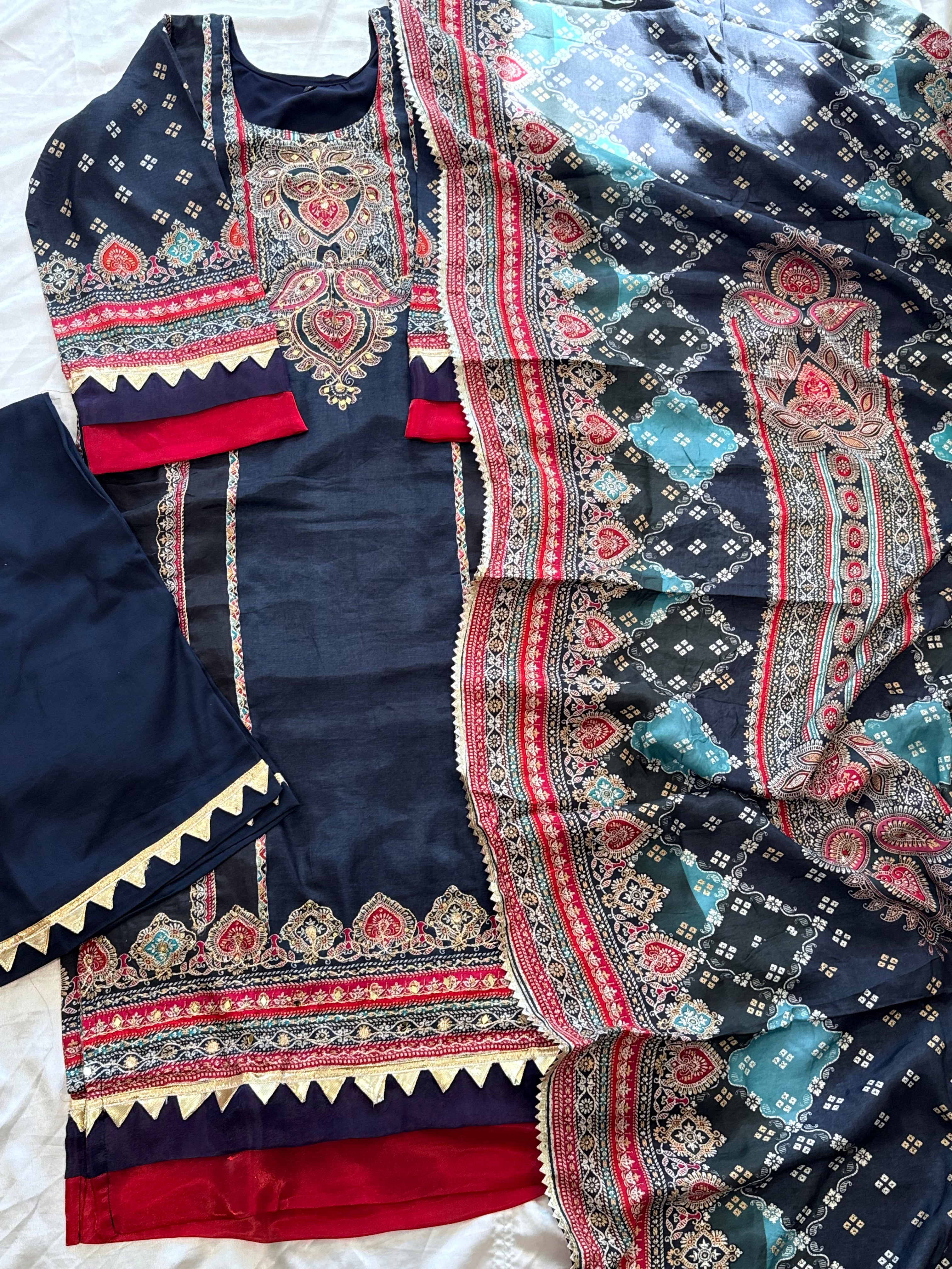 RAHI MUSLIN READYMADE SUIT 1