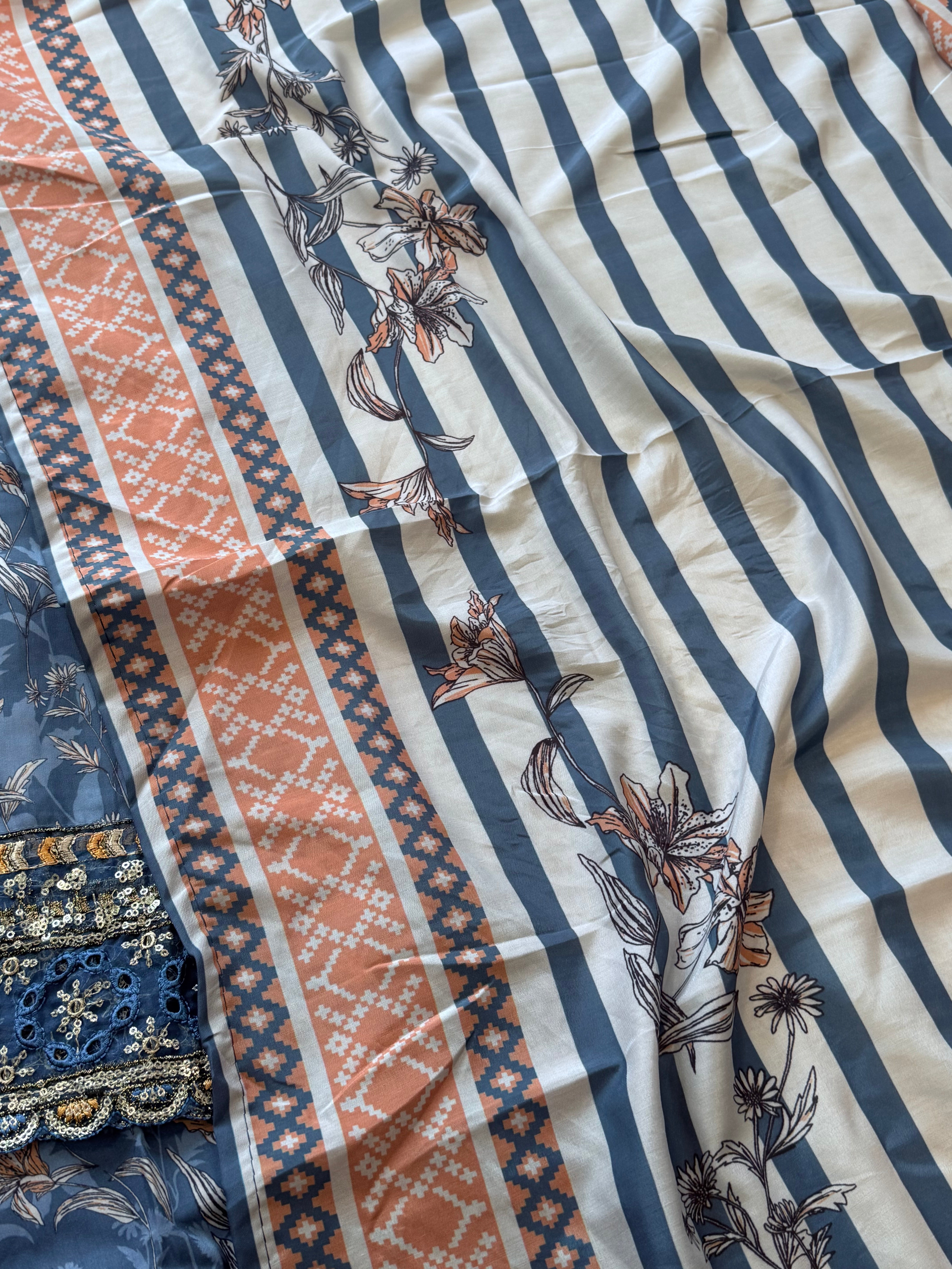 HANIA CREPE FARSHI SHALWAR SUIT  Q