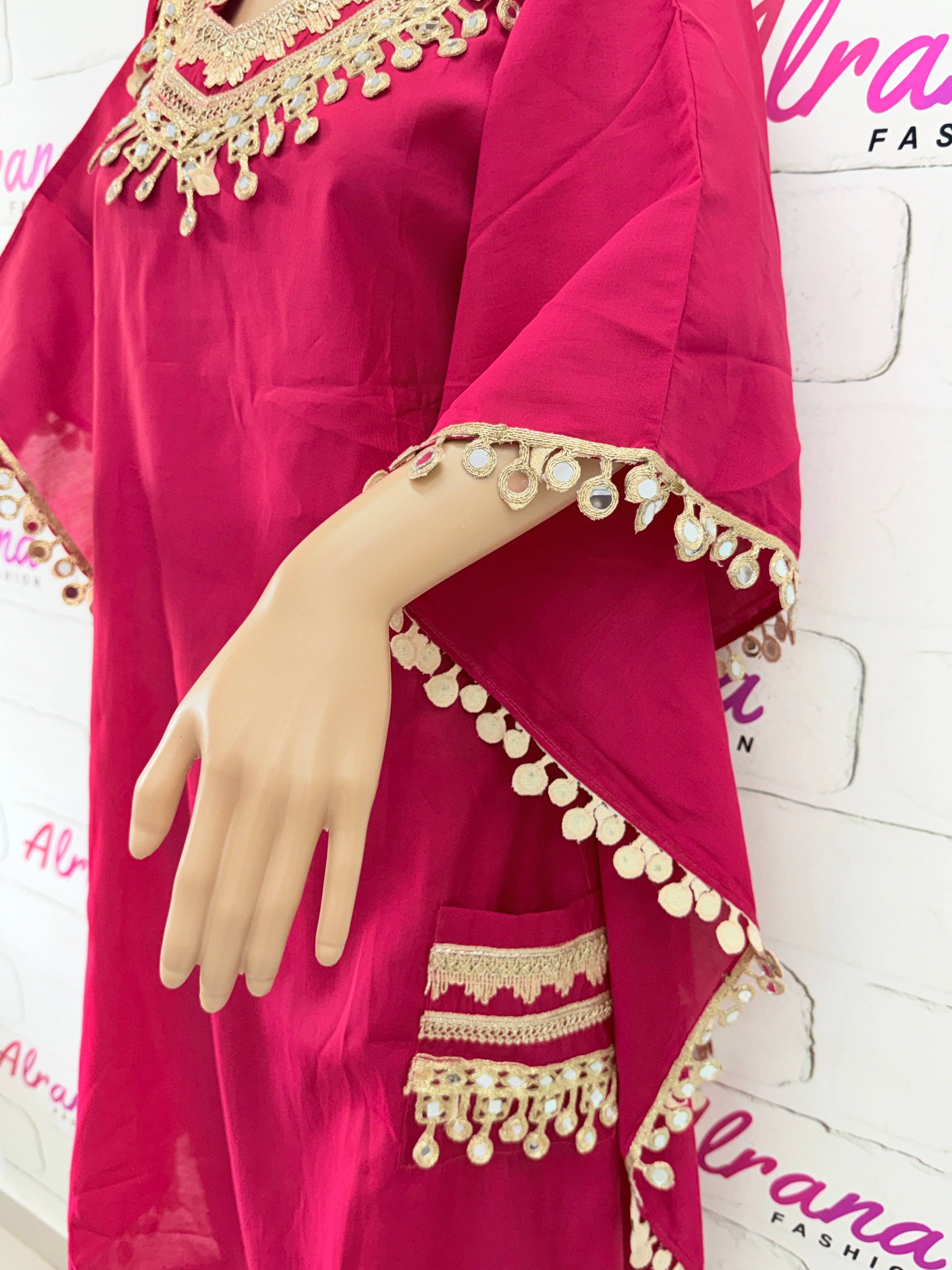 MIRROR LACE KAFTAN SUIT 3