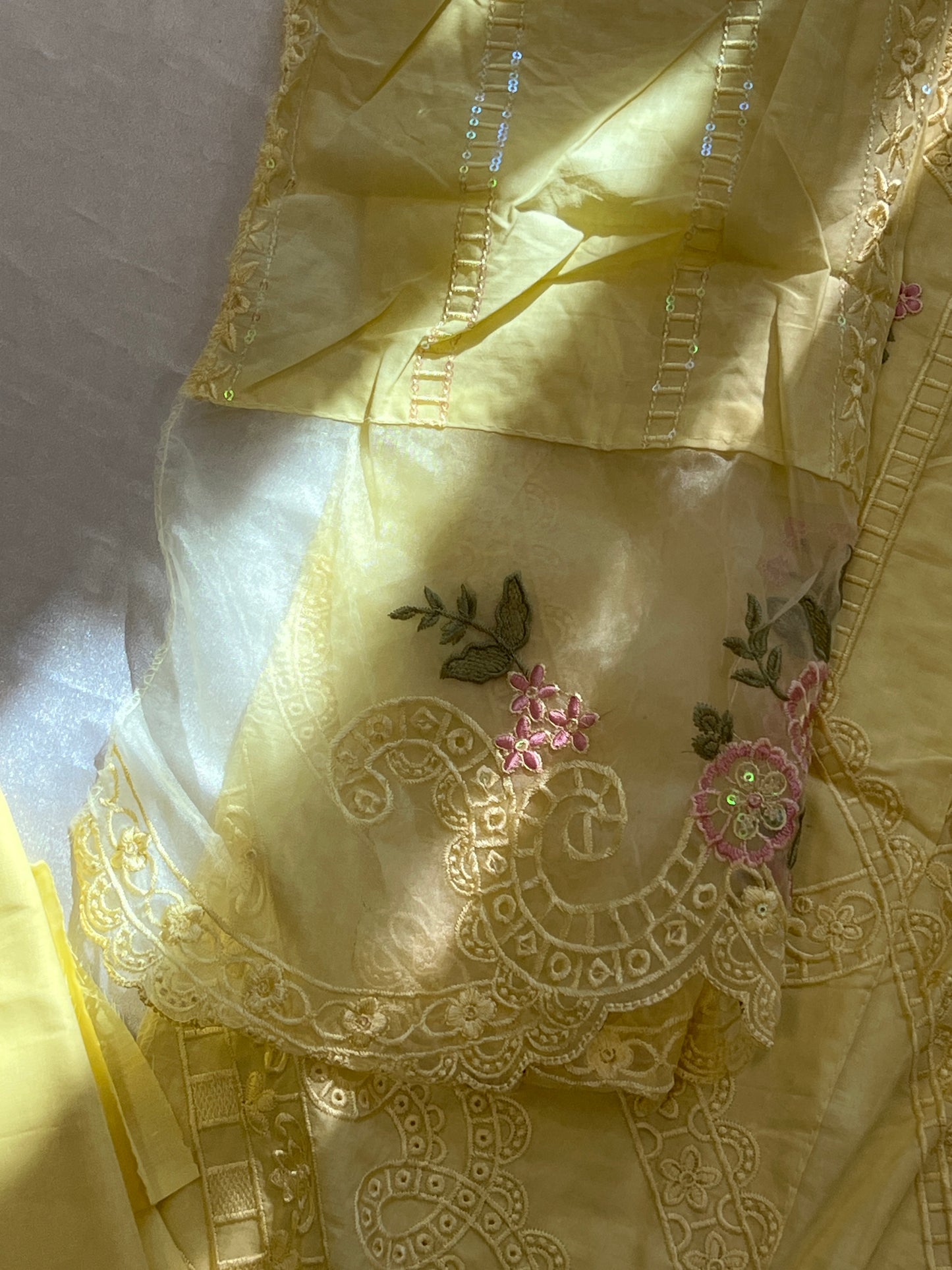 HANIA COTTON EMBROIDERY PATCH SUIT 6  Q