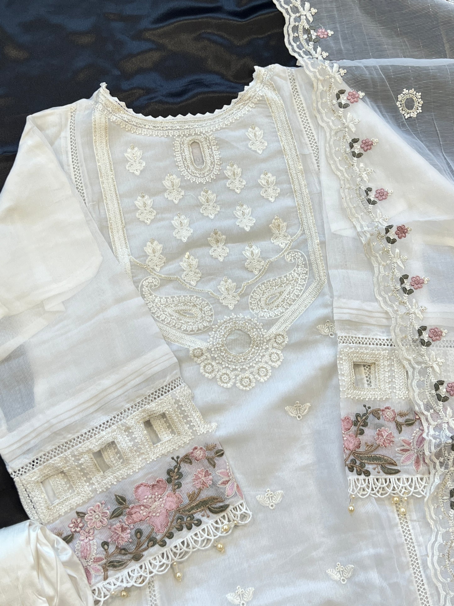TAWAKKAL WHITE EMBROIDERED READYMADE SUIT