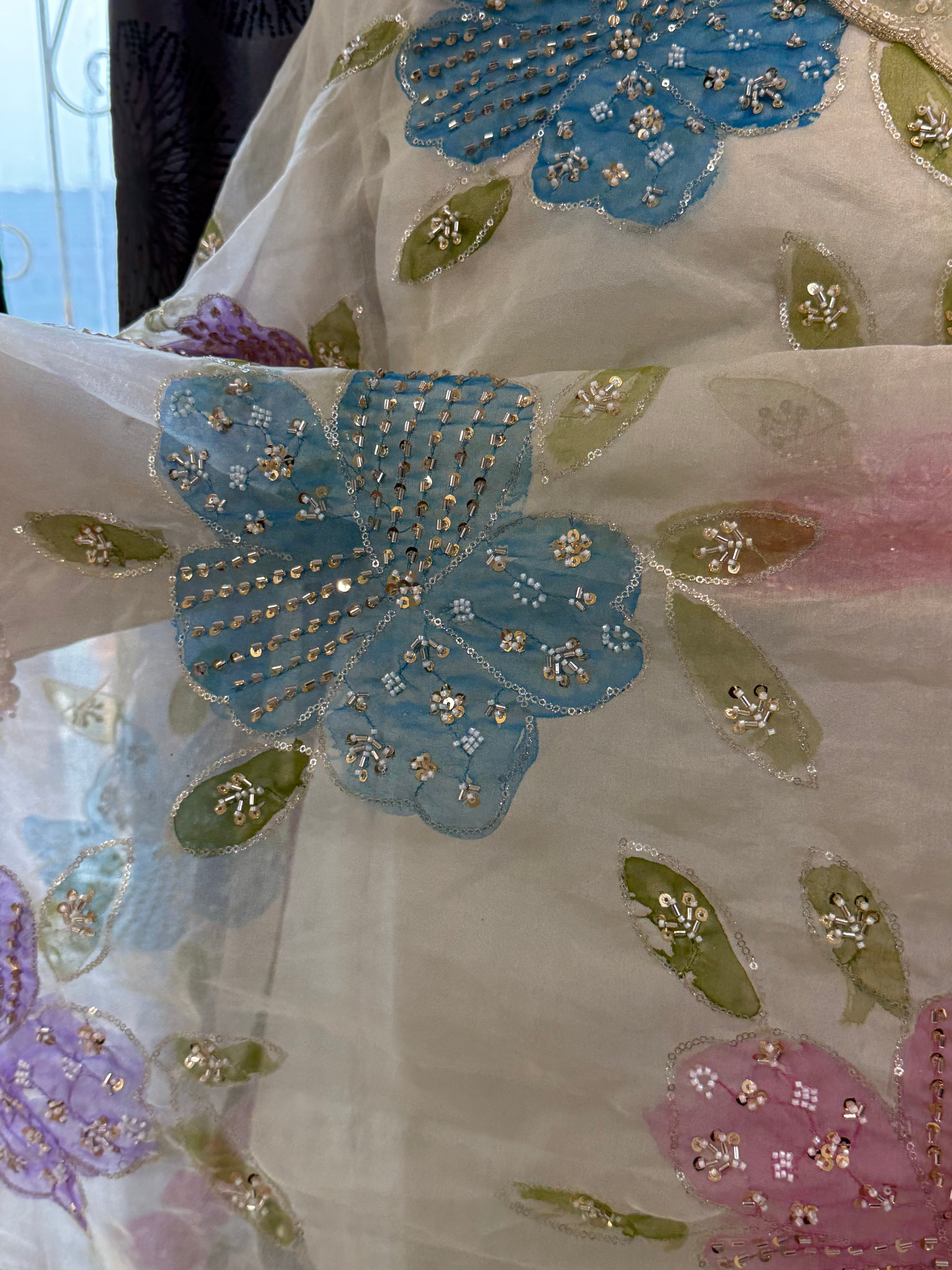 HARSHA FARSHI HANDWORK SUIT