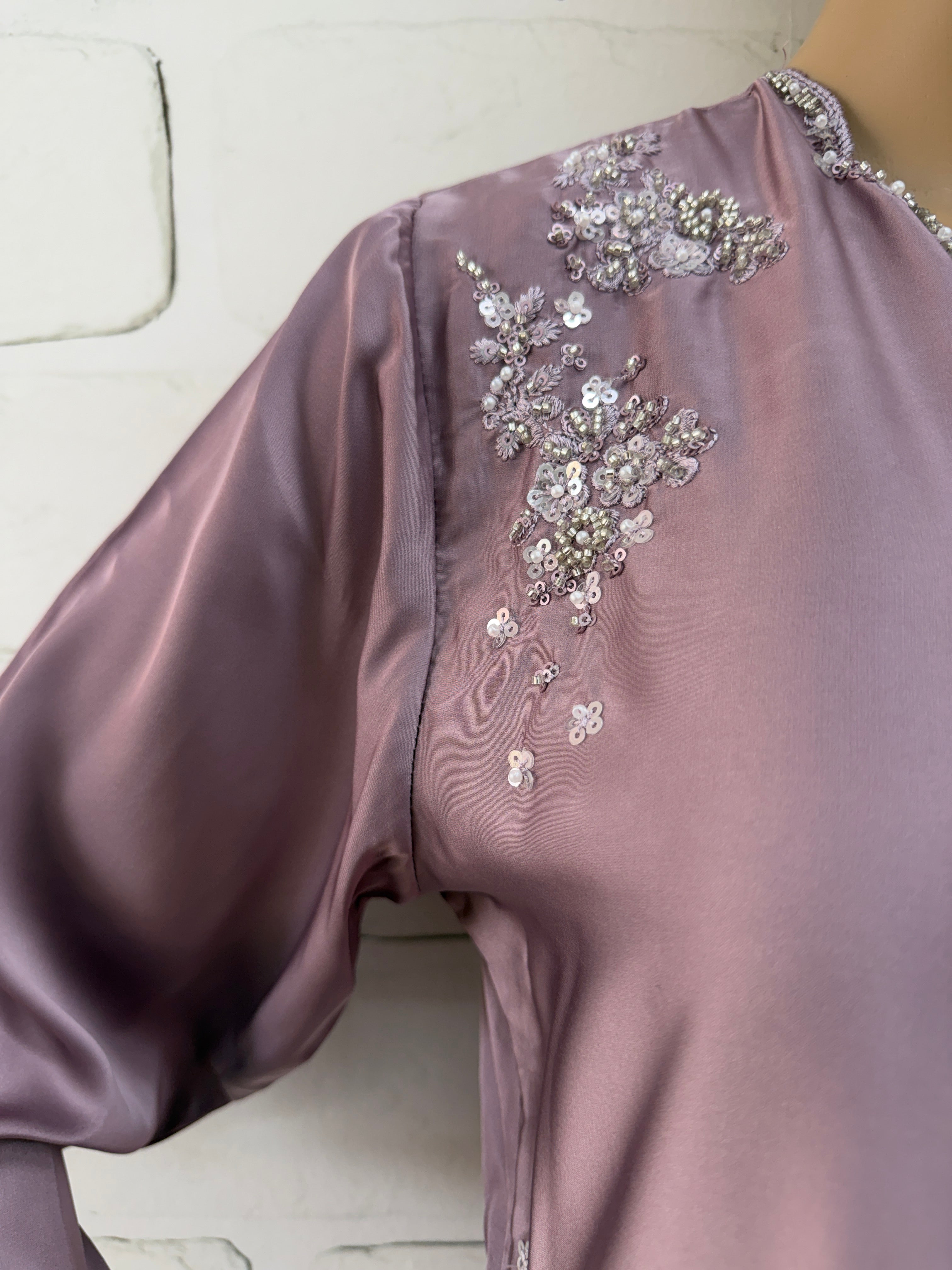 SATIN HANDWORK CO-ORD SET Q