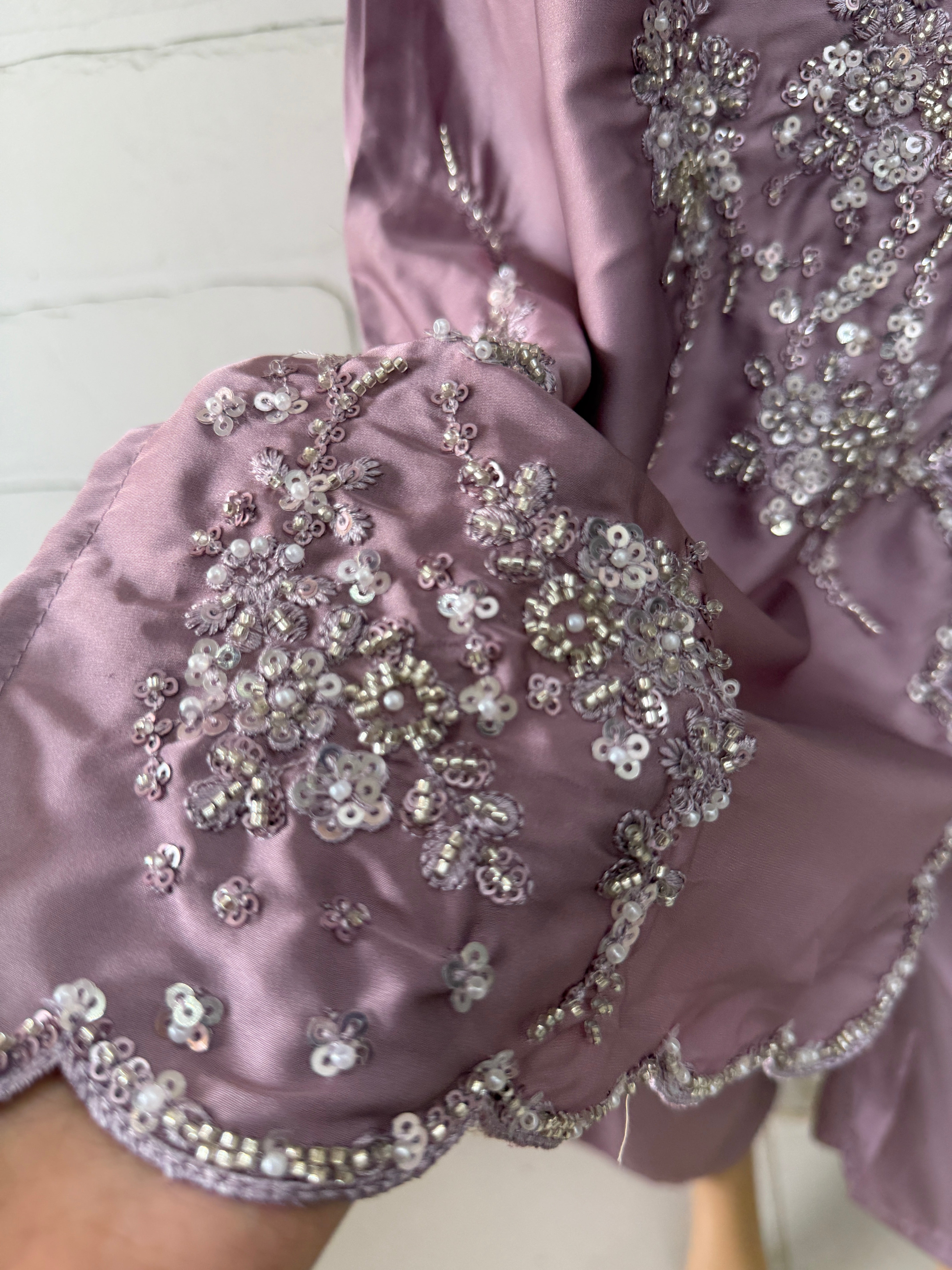 SATIN HANDWORK CO-ORD SET Q