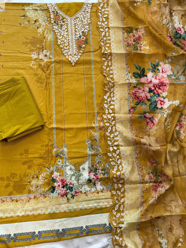 BINSAEED LAWN EMBROIDERY SUIT 1001