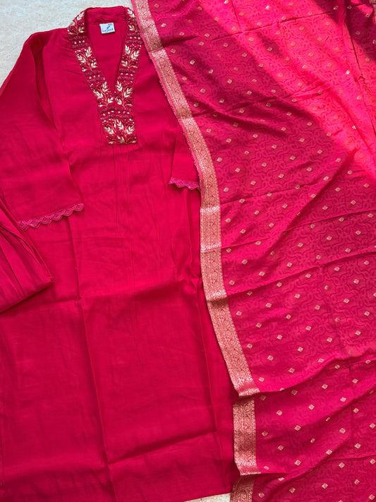 MUL CHANDERI HANDWORK FROCK 4 Q