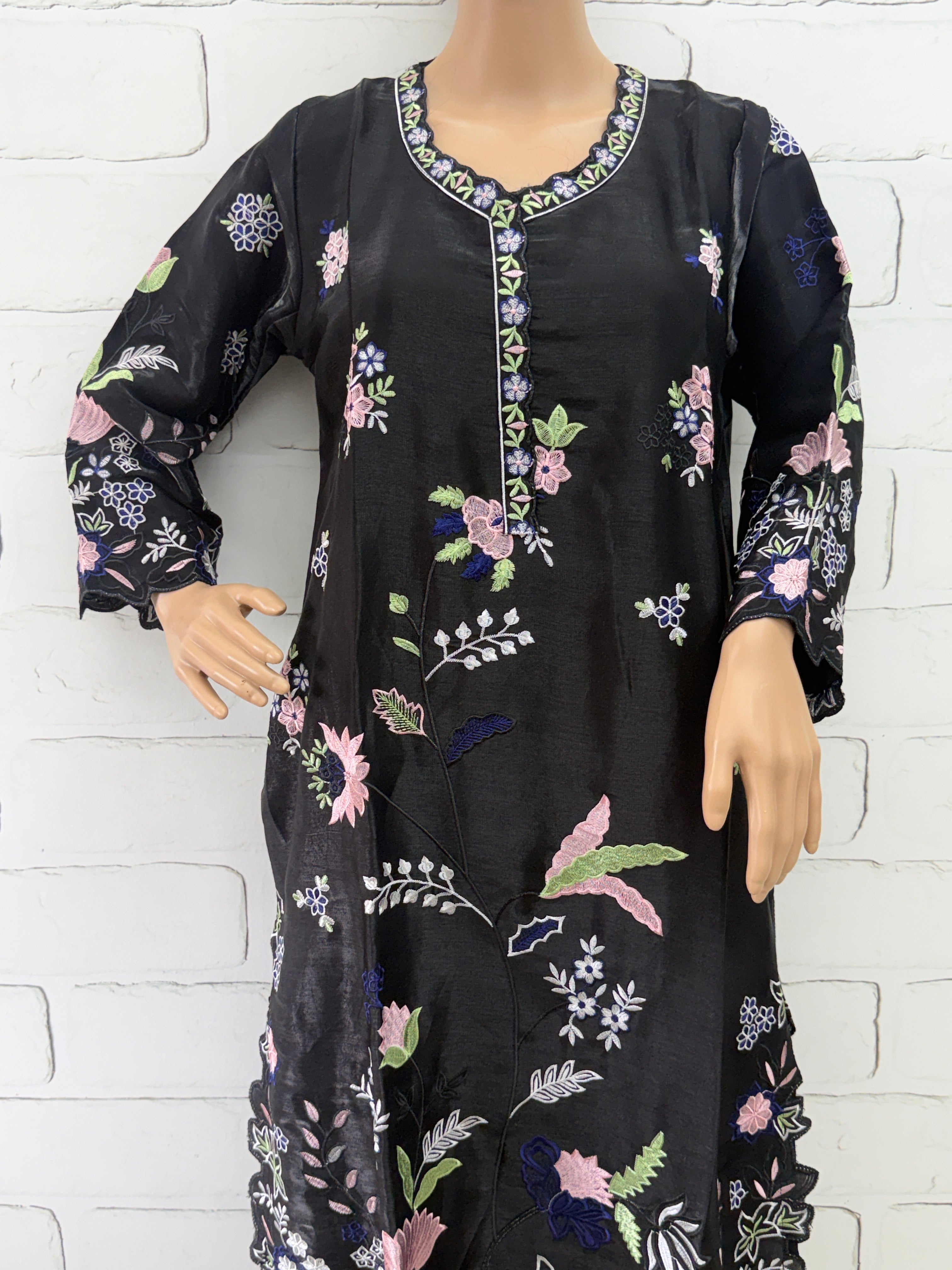 ORGANZA LONG KAFTAN SUIT 4 Q