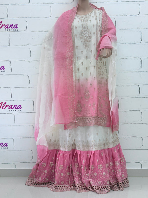 RUHEENA FARSHI LAHENGA SUIT 8 Q