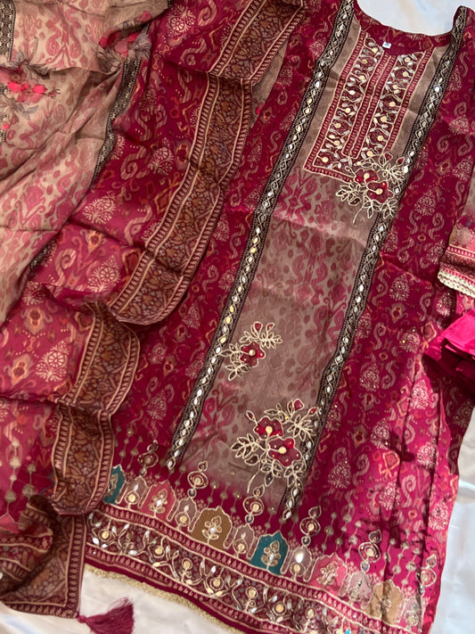 RAHI CREPE READYMADE SUIT Q