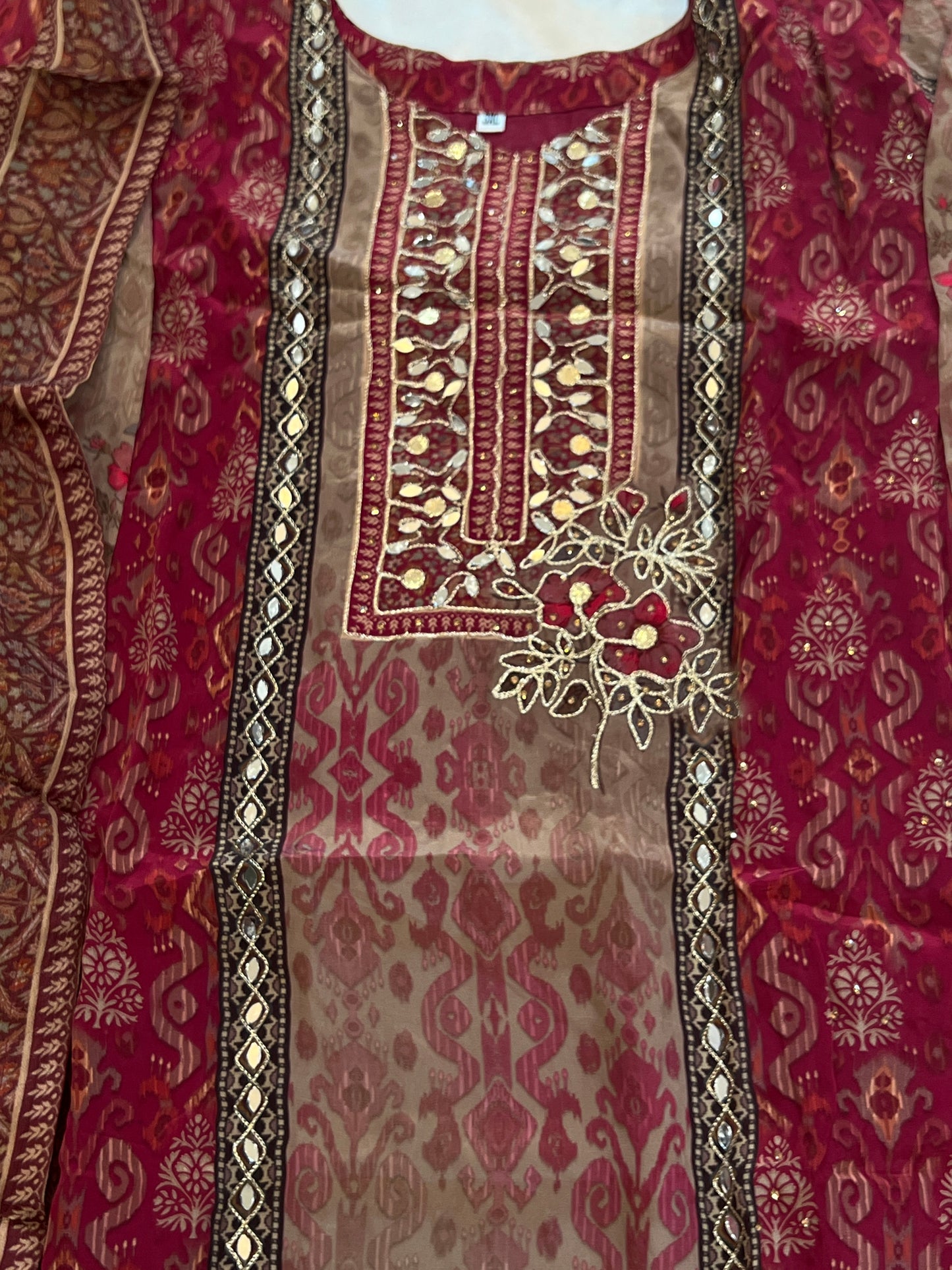 RAHI CREPE READYMADE SUIT Q