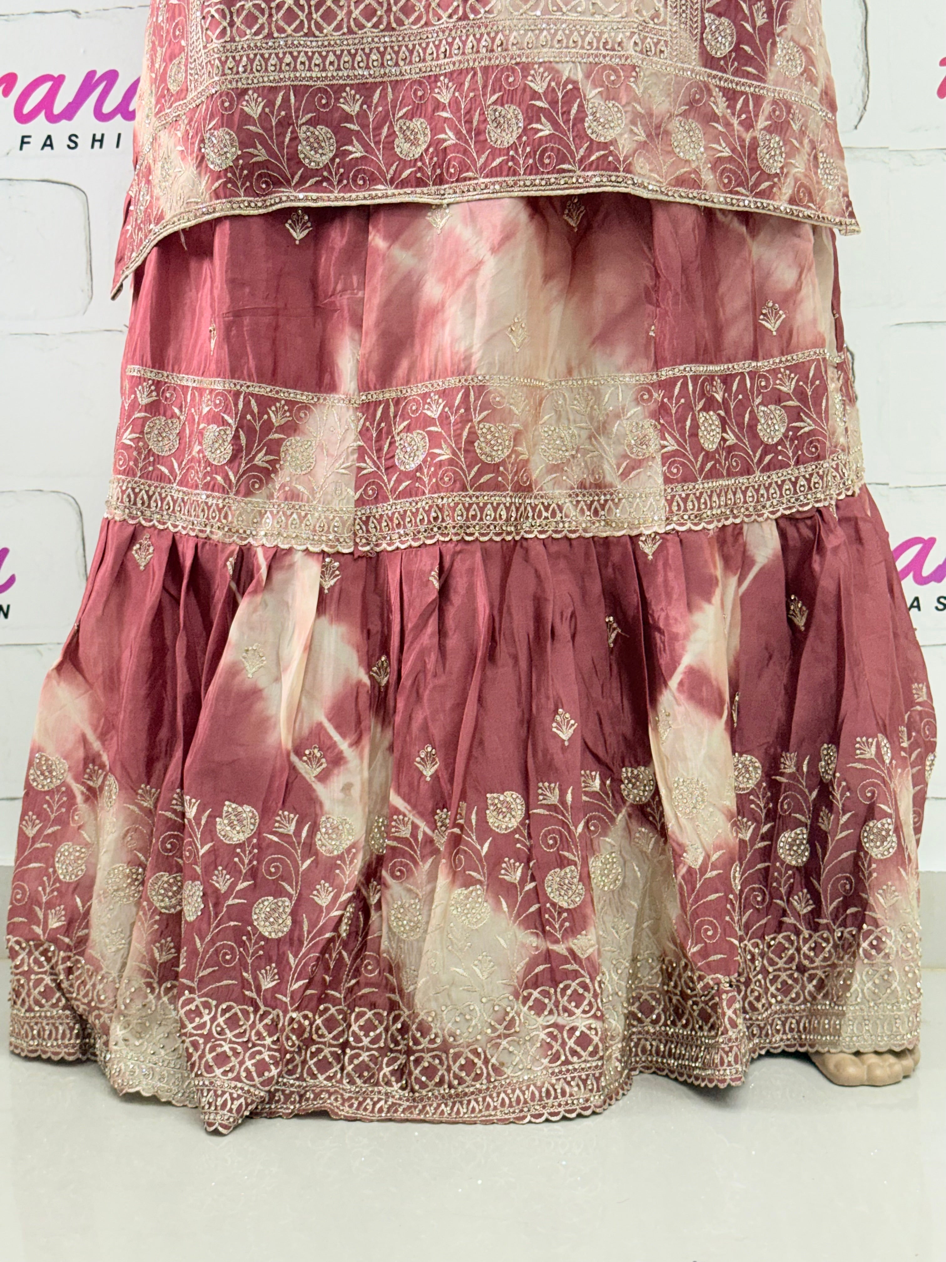 RUHEENA FARSHI LAHENGA SUIT 13