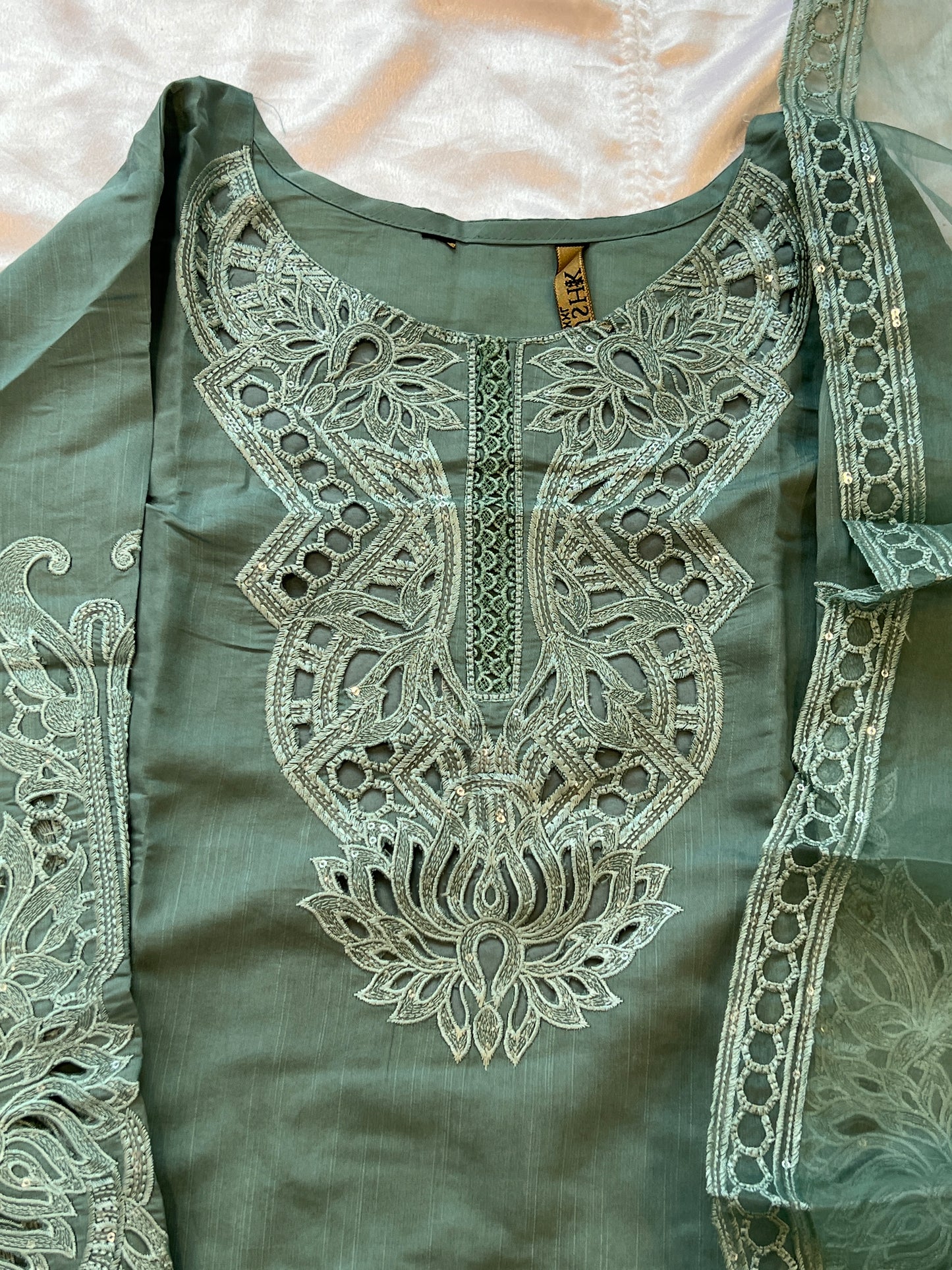 ZARQASH CUTWORK EMBROIDERY SUIT 353