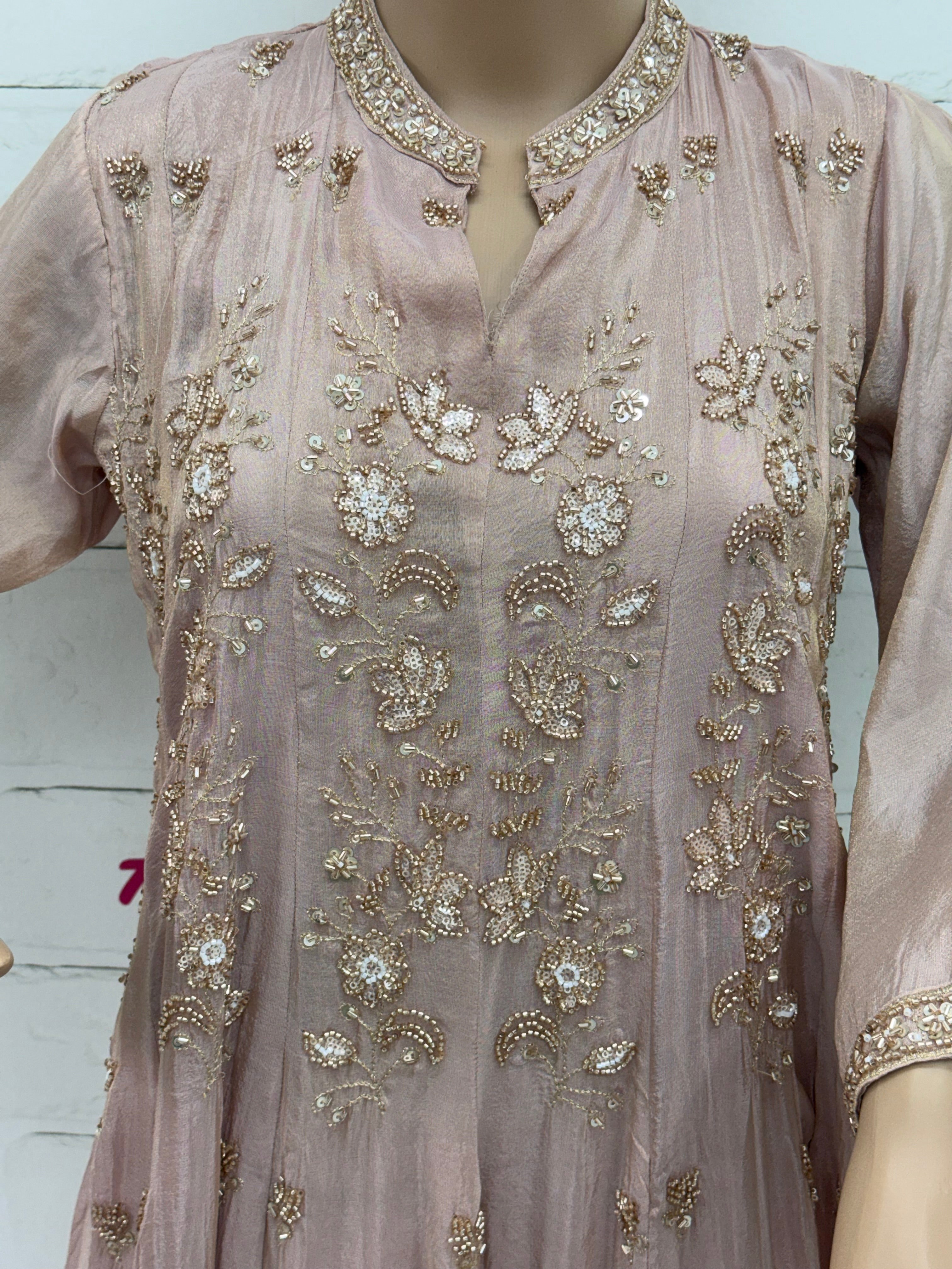 PARO PEACH HANDWORK FROCK 11 Q