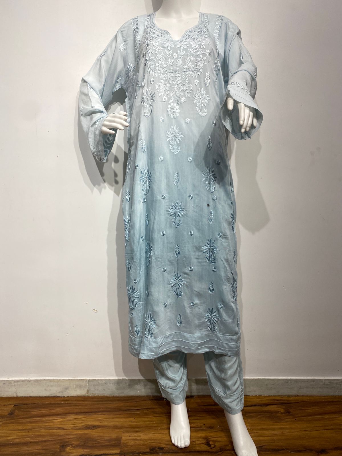 MUSLIN READYMADE SUIT