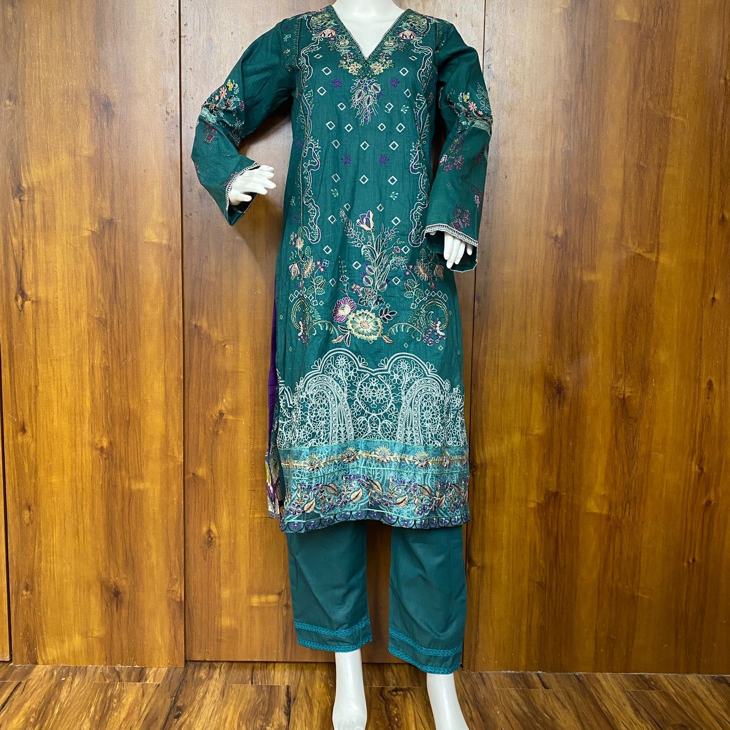 DARK GREEN  COTTON READY MADE SUIT