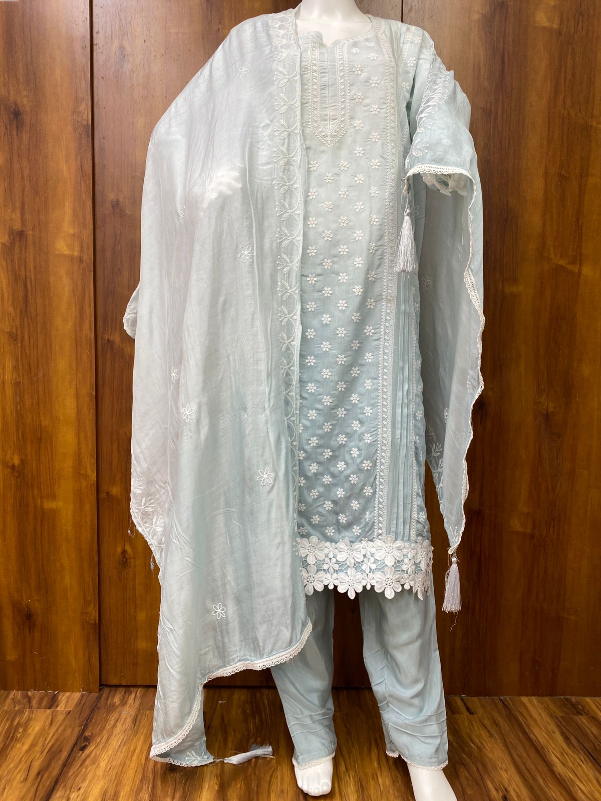 MUSLIN READYMADE SUIT