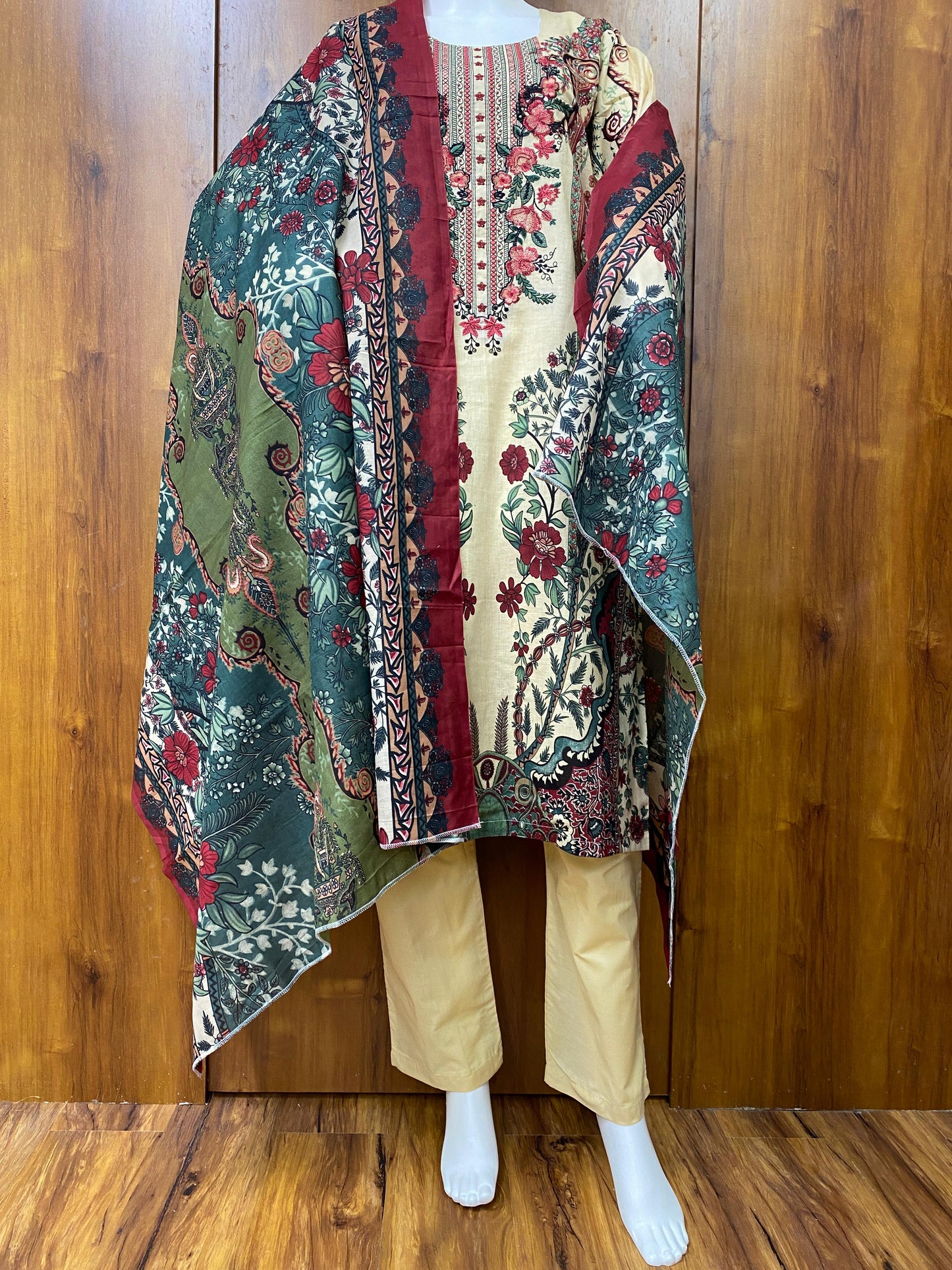 MUSAFIR READYMADE COTTON SUIT