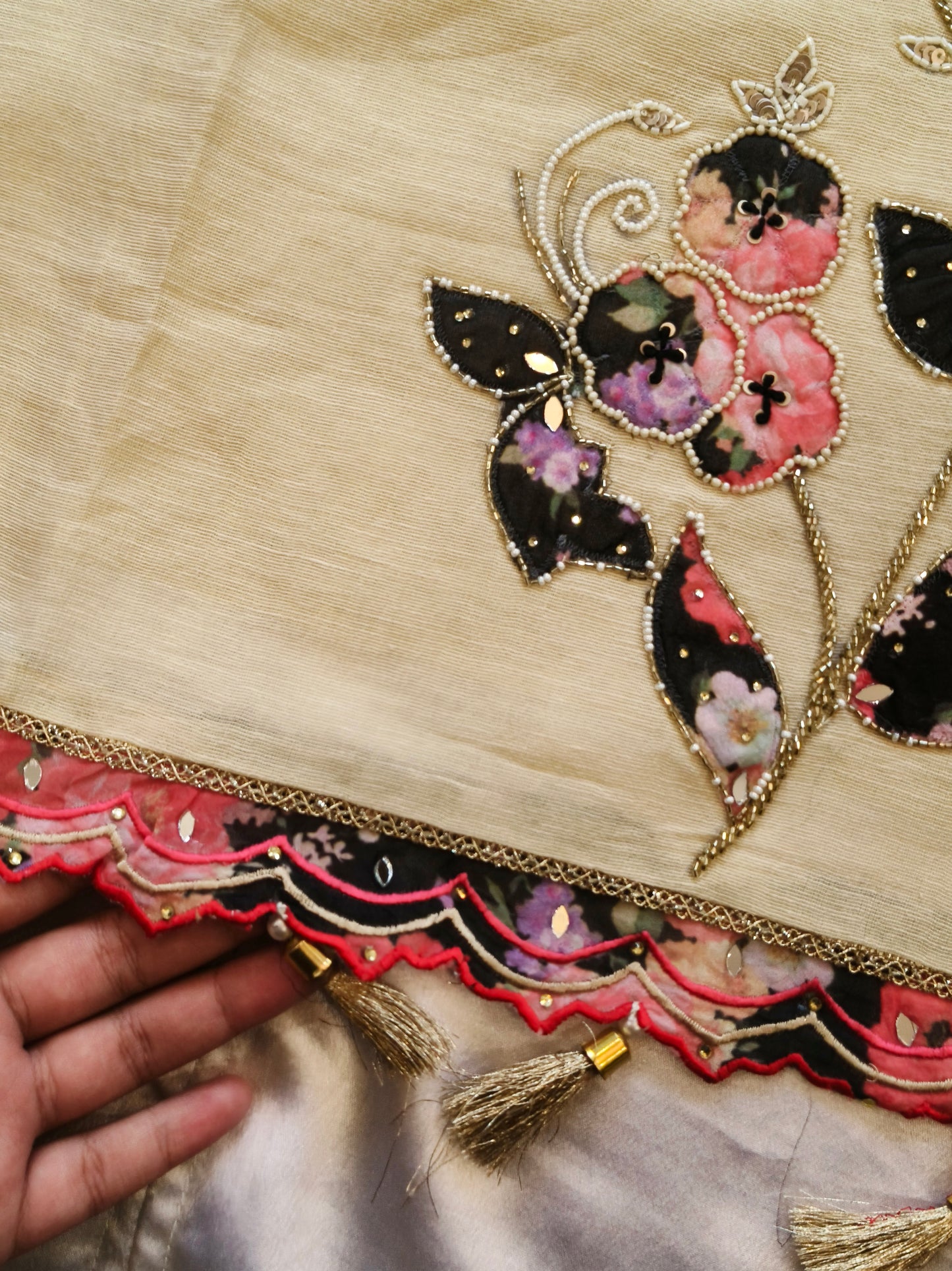 ZARQASH HAND EMBROIDERY SUIT 6