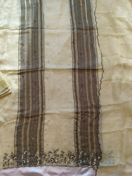 ZARQASH HAND EMBROIDERY SUIT 15