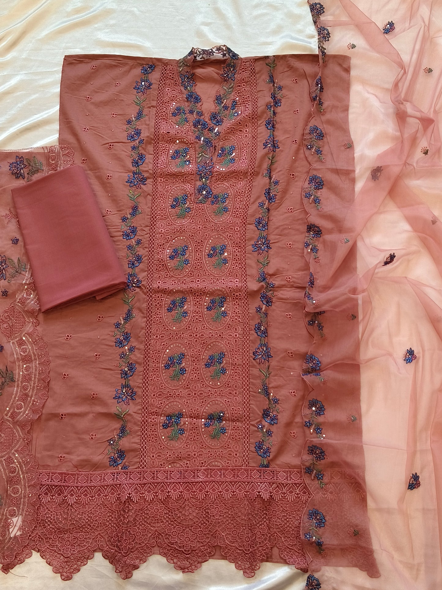 HANIA PURE COTTON EMBROIDERY SUIT 2004F