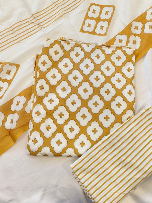 DT LAWN PRINTED SUIT 16
