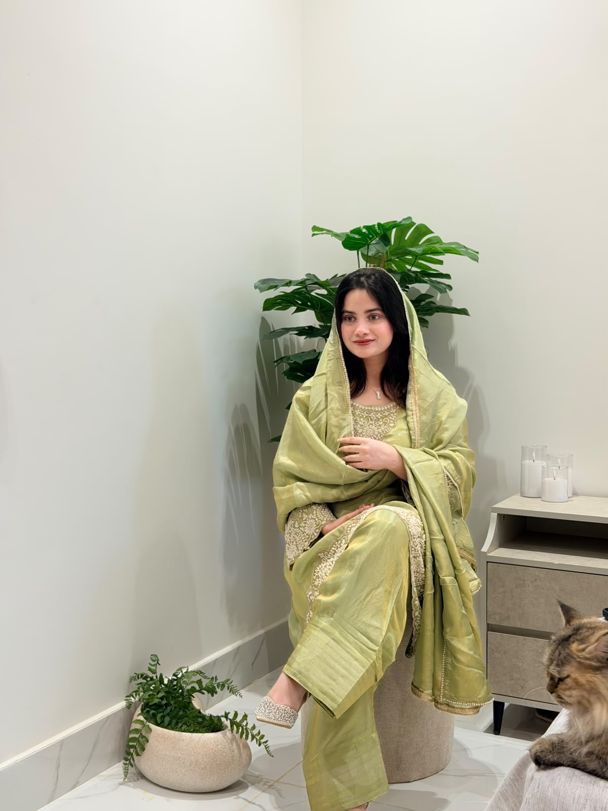 AFREEN FARSHI HANDWORK SUIT 3 Q