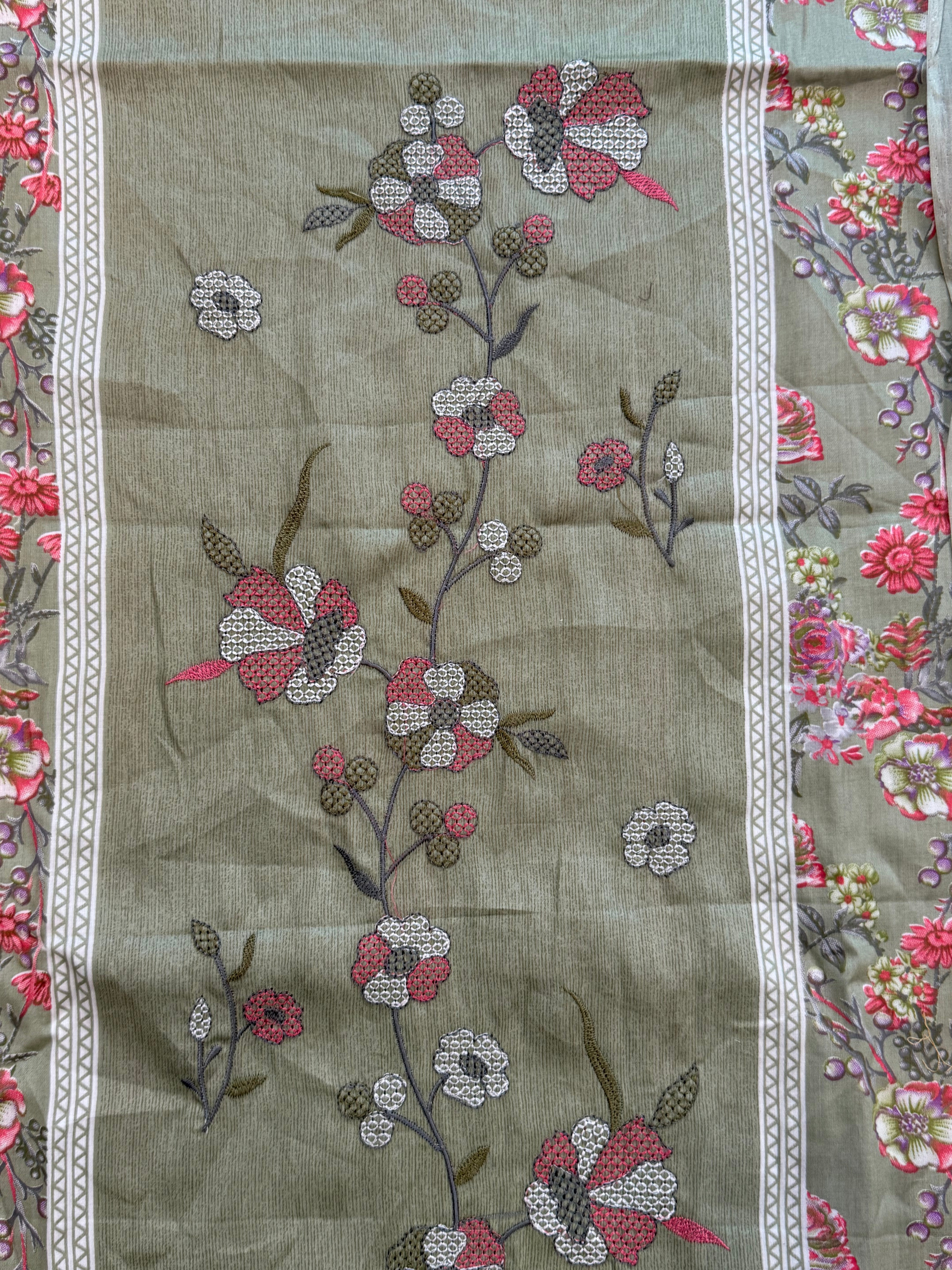 MAZDA  LAWN  EMBROIDERY SUIT 1