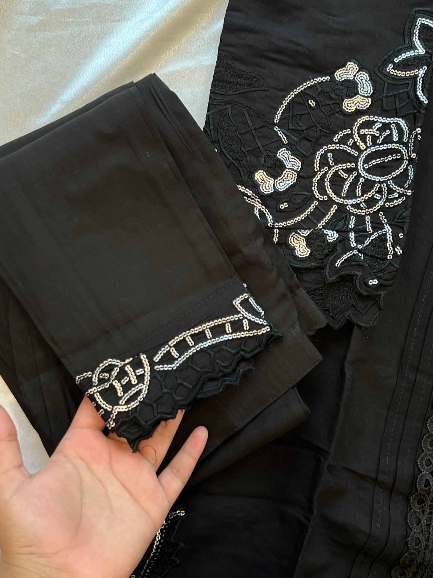 ZARQASH CUTWORK EMBROIDERY SUIT 353