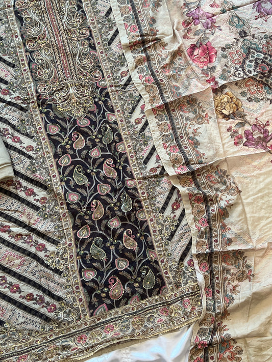 PURE MUSLIN MIRROR EMBROIDERY SUIT S-122