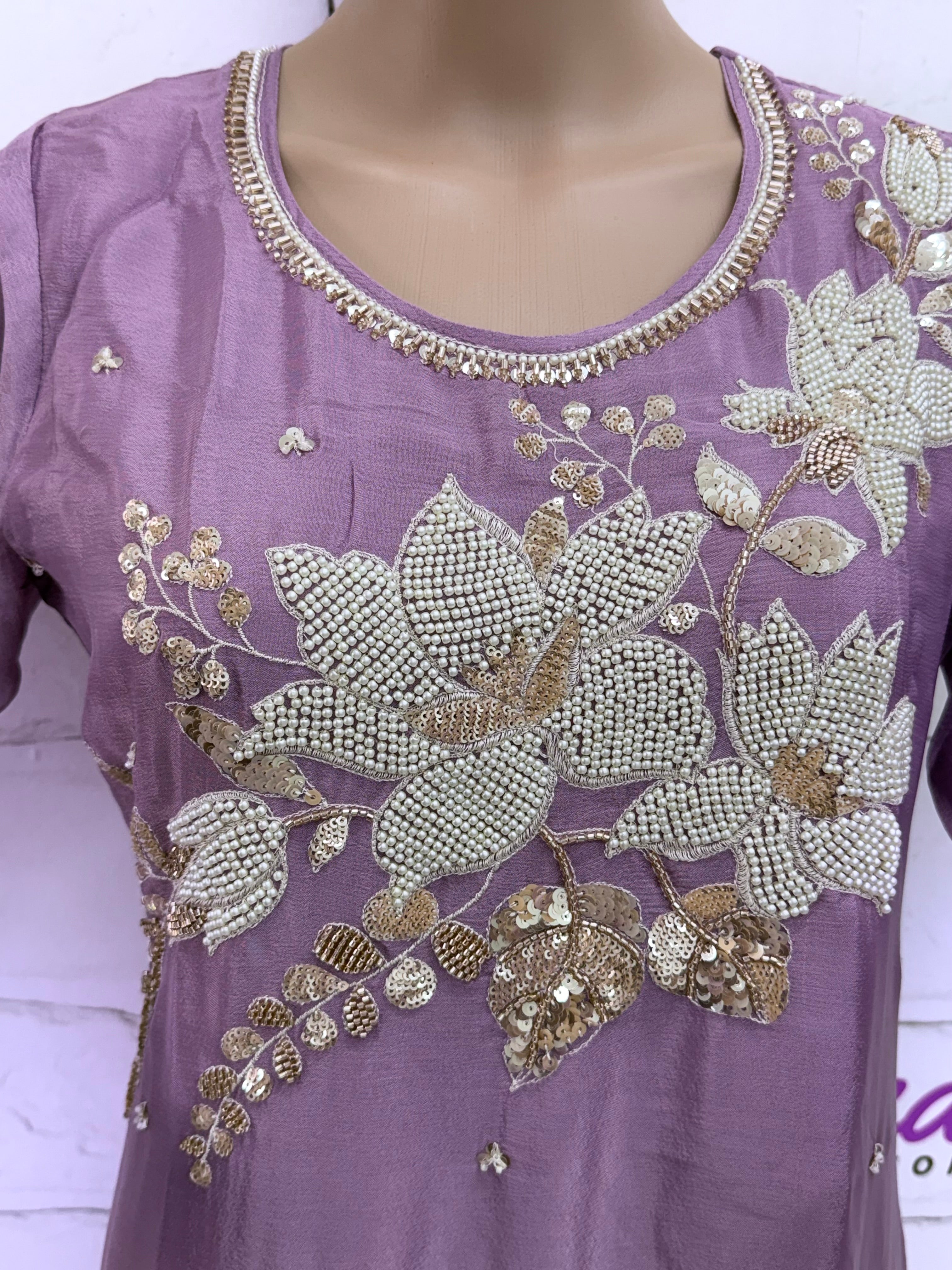 PARO SHIFFON READYMADE SUIT Q