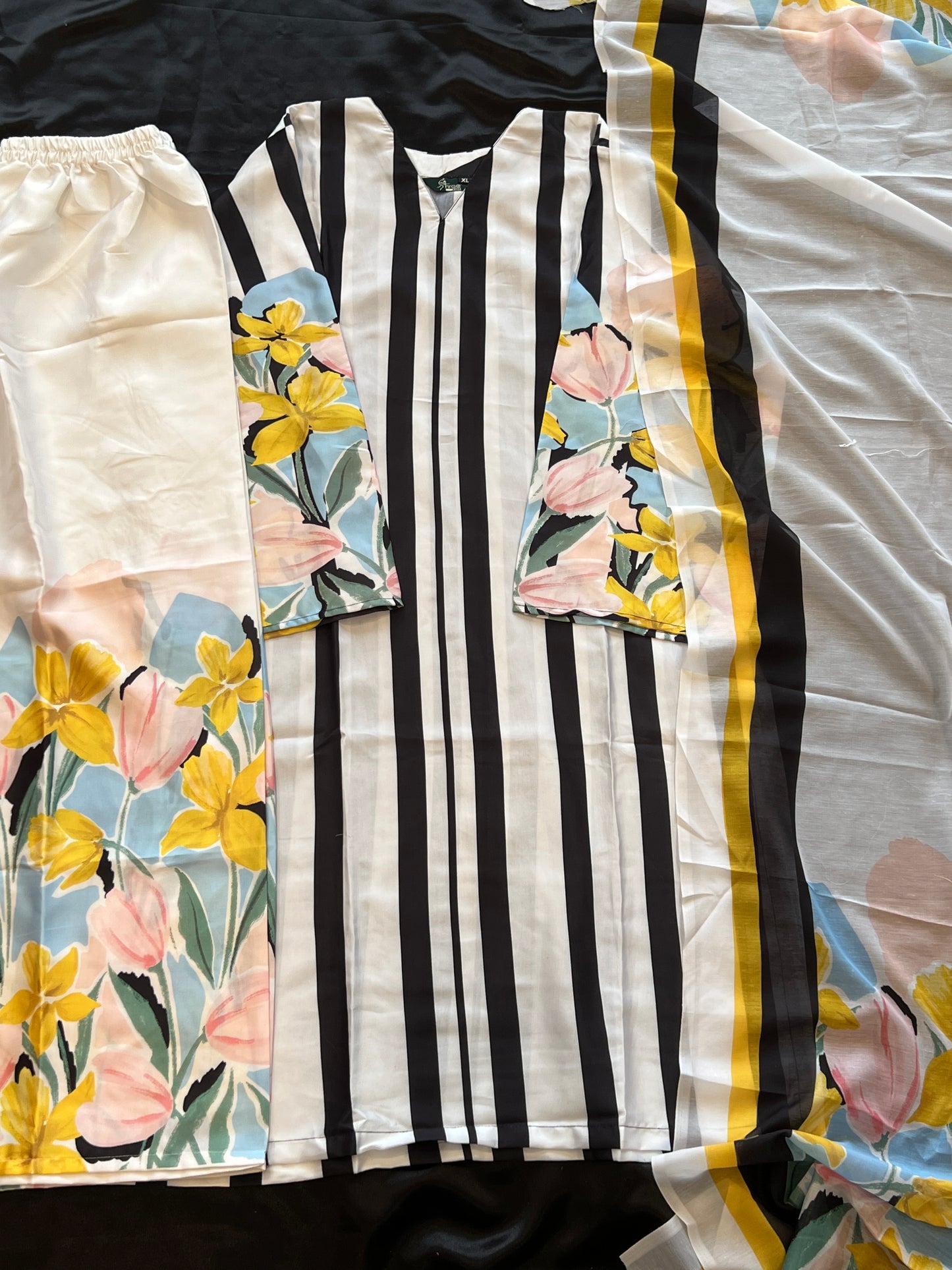HANIA LUXURY CO ORD SET