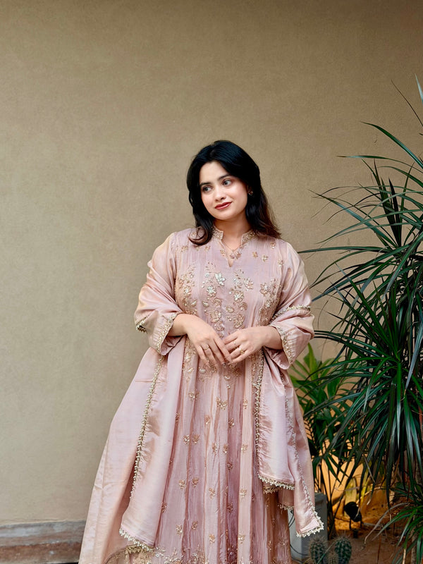 PARO PEACH HANDWORK FROCK 11 Q