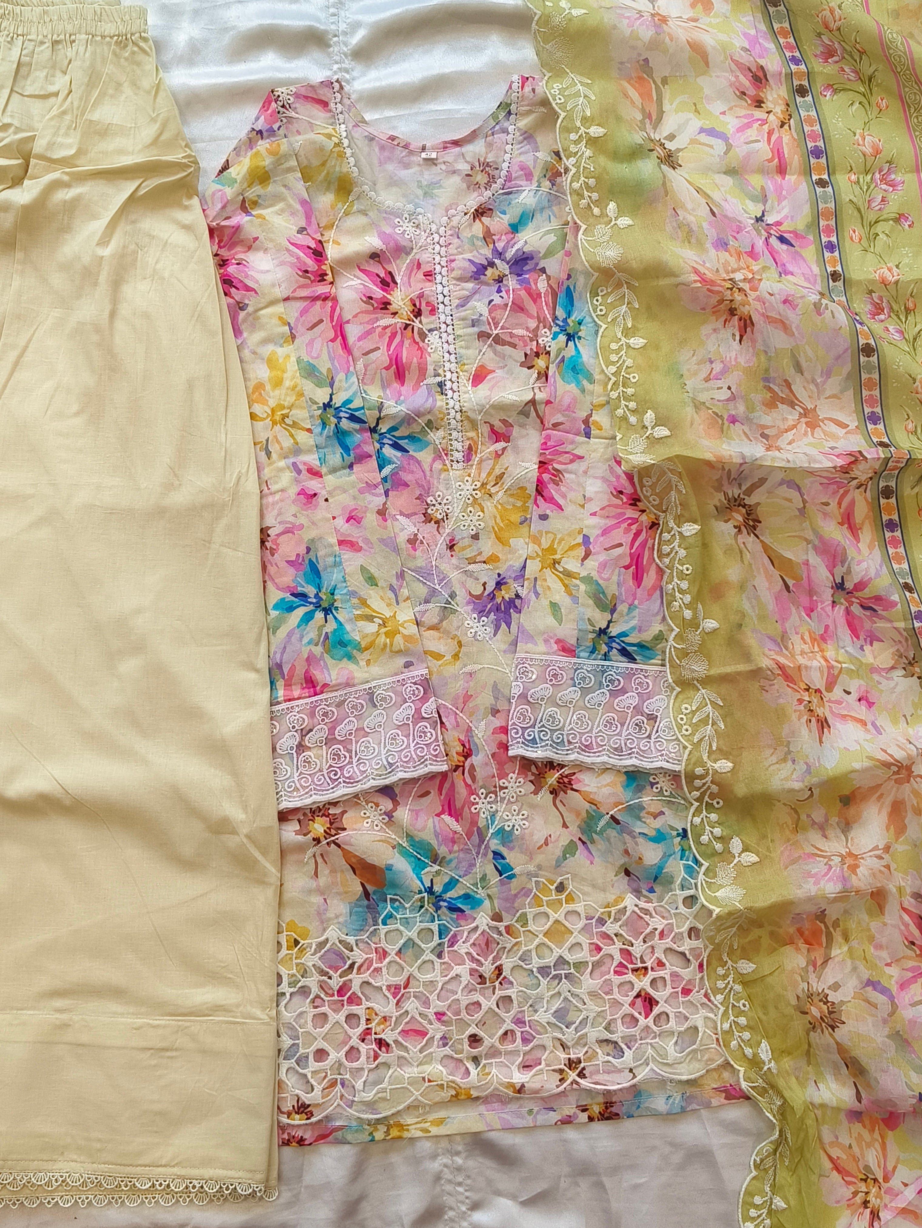 IZNIK FARSHI SHALWAR SUIT 3