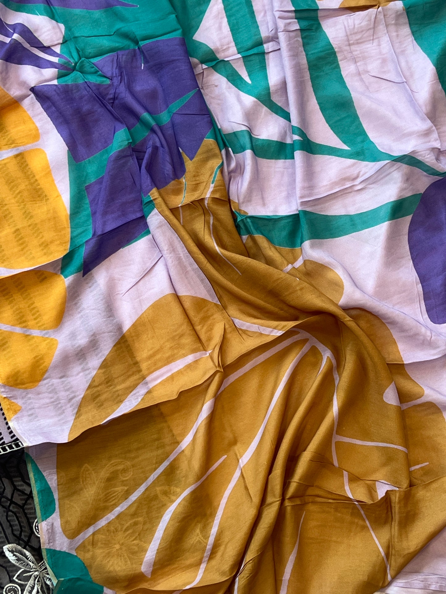 MAHAM LAWN READYMADE SUIT 3 Q