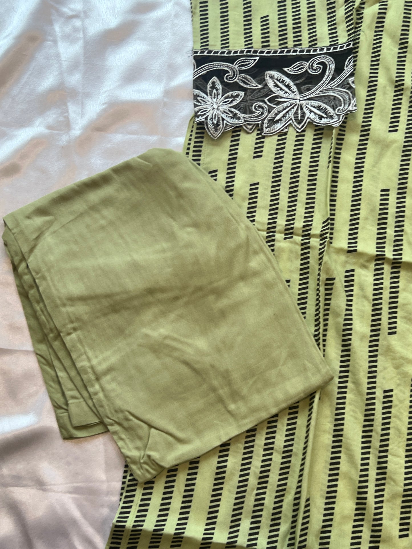 MAHAM LAWN READYMADE SUIT  2 Q