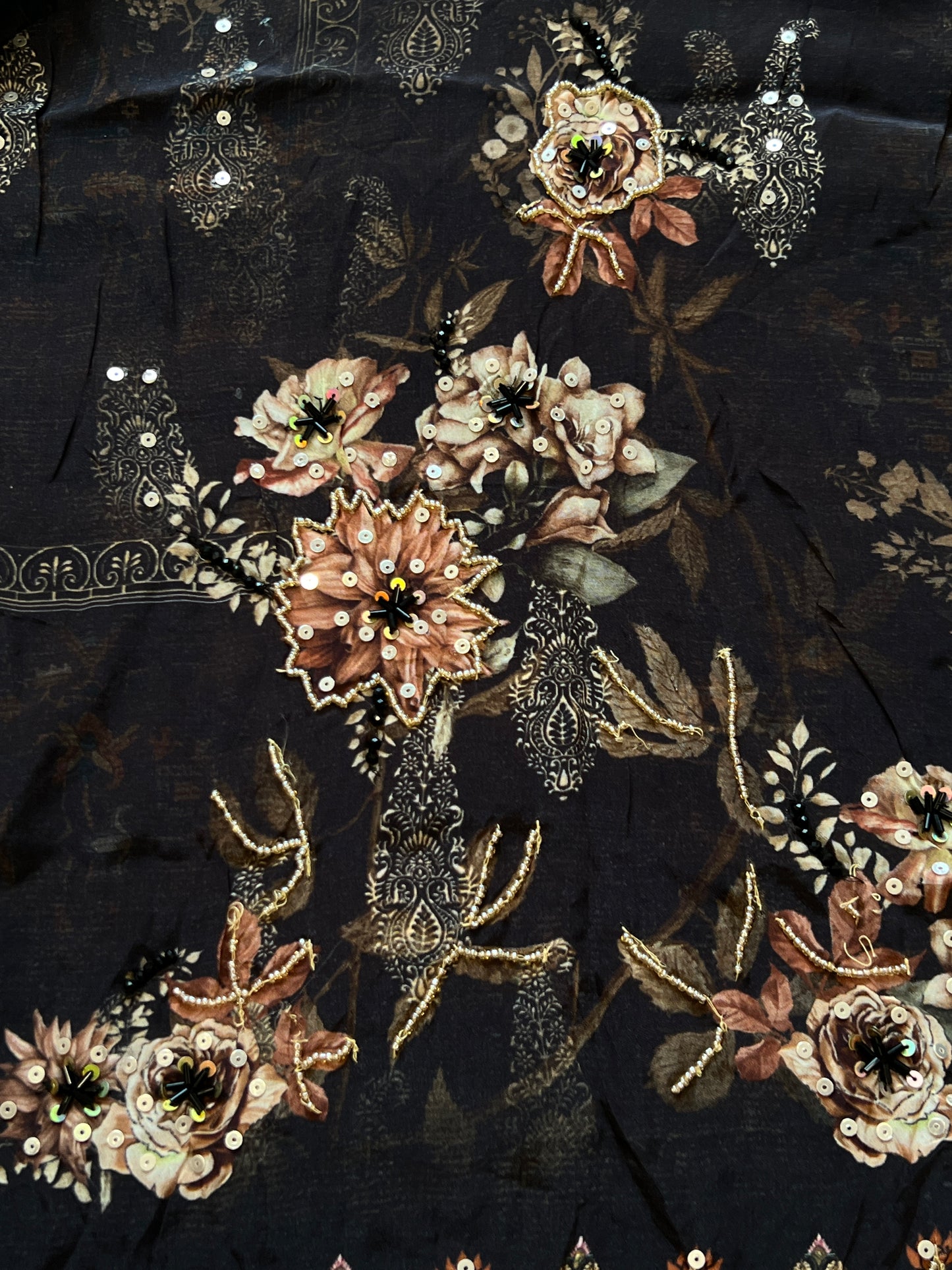 NAZAKAT CREPE EMBROIDERY SUIT 2