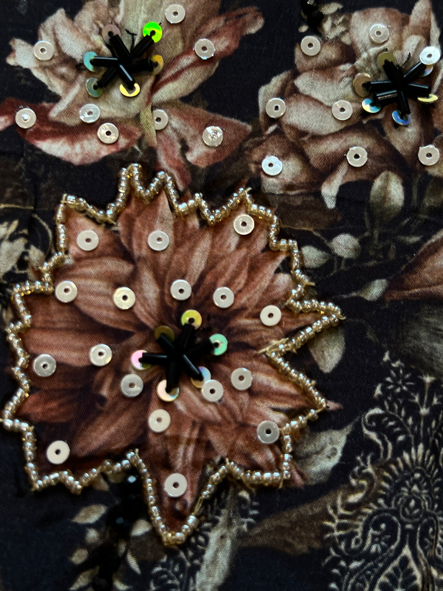NAZAKAT CREPE EMBROIDERY SUIT 2